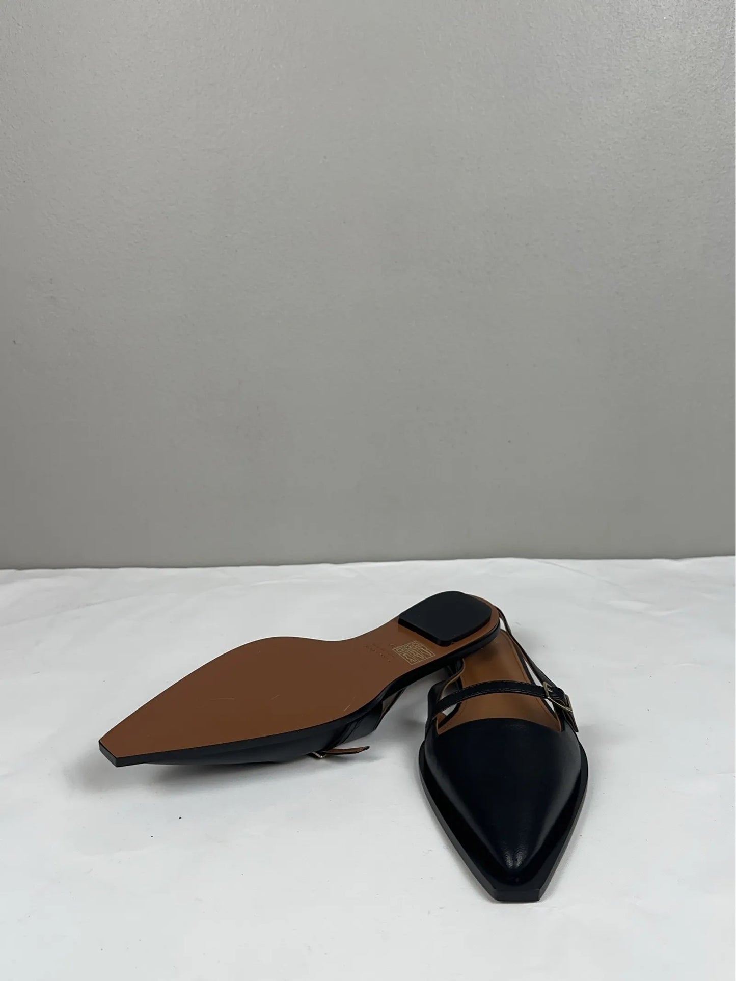 ATP Atelier Cortina-skinnsandaler NWOT