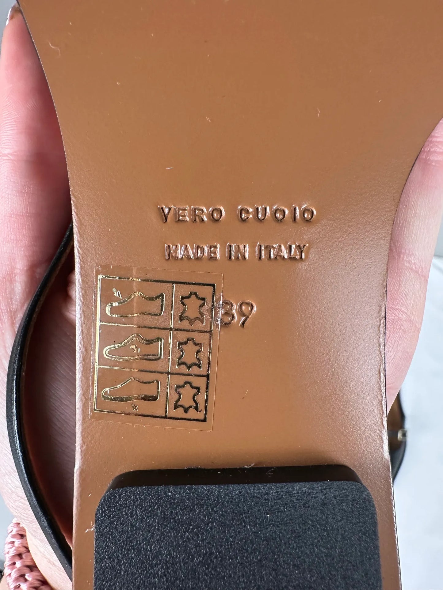 ATP Atelier Cortina-skinnsandaler NWOT