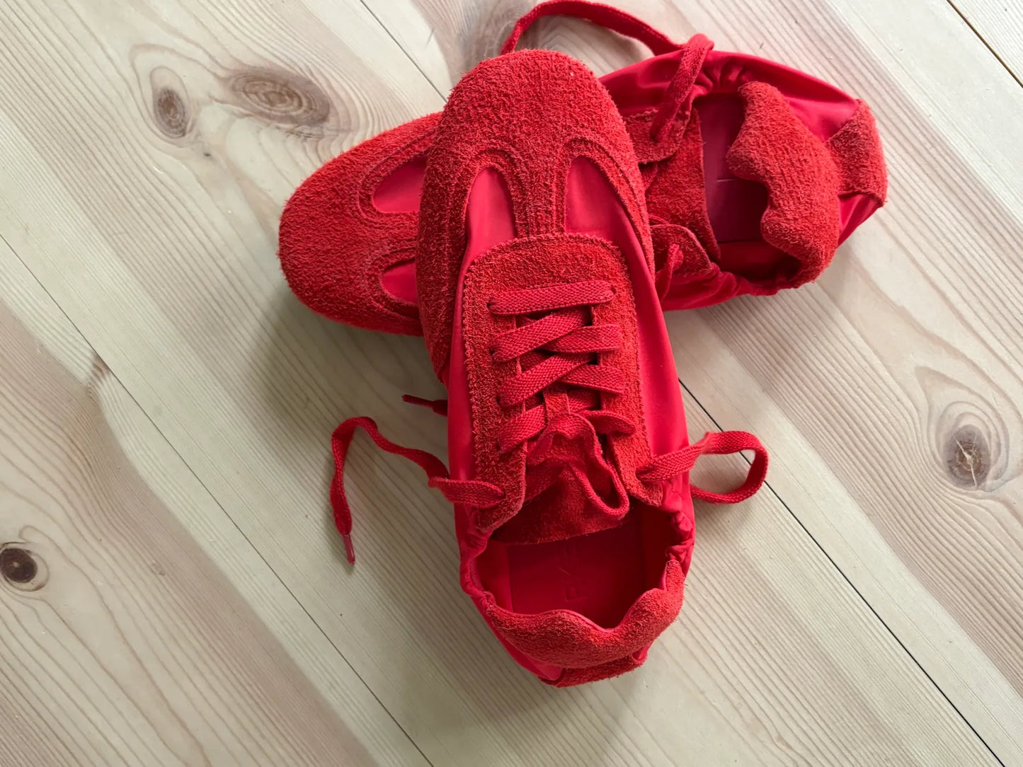 Arket-sneakers NWOT