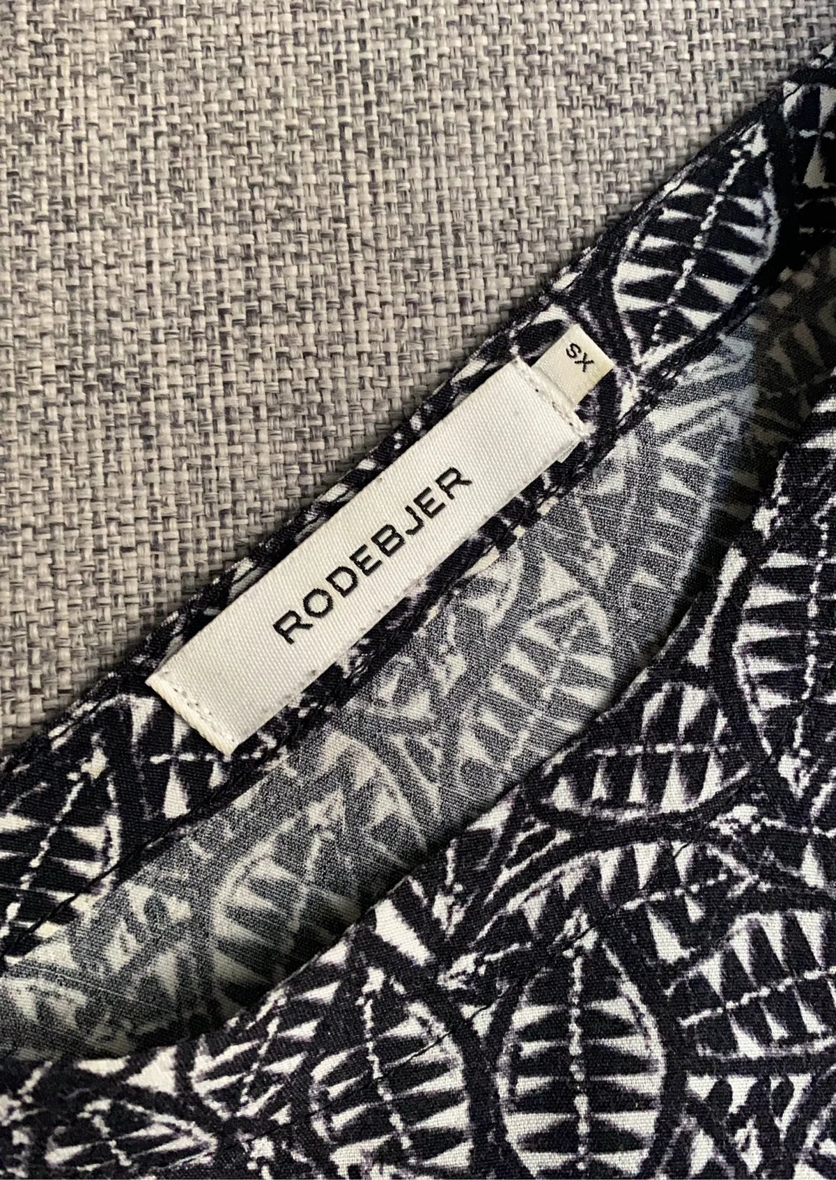 Rodebjer-topp