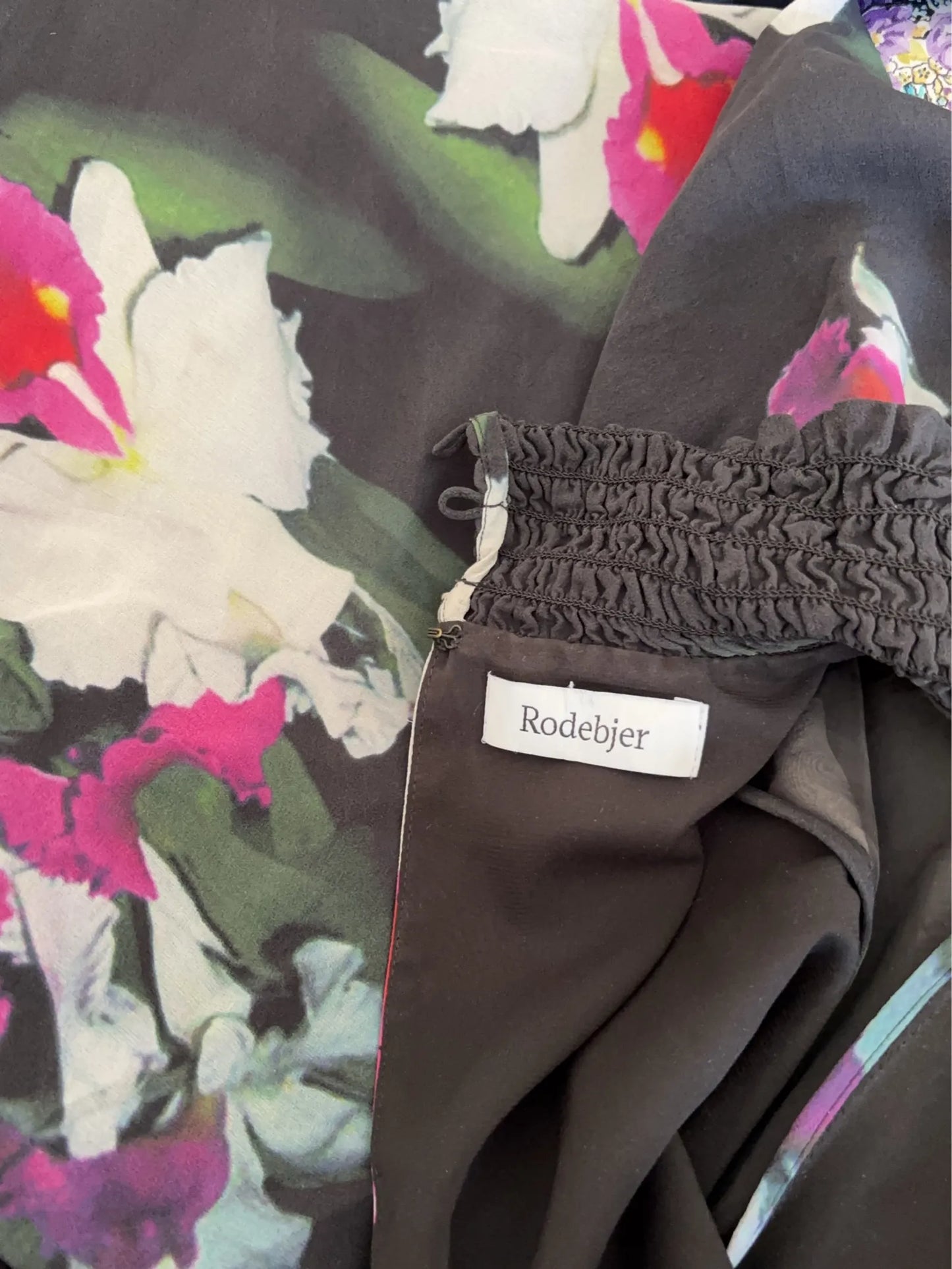 Rodebjer Damia-sidenklänning