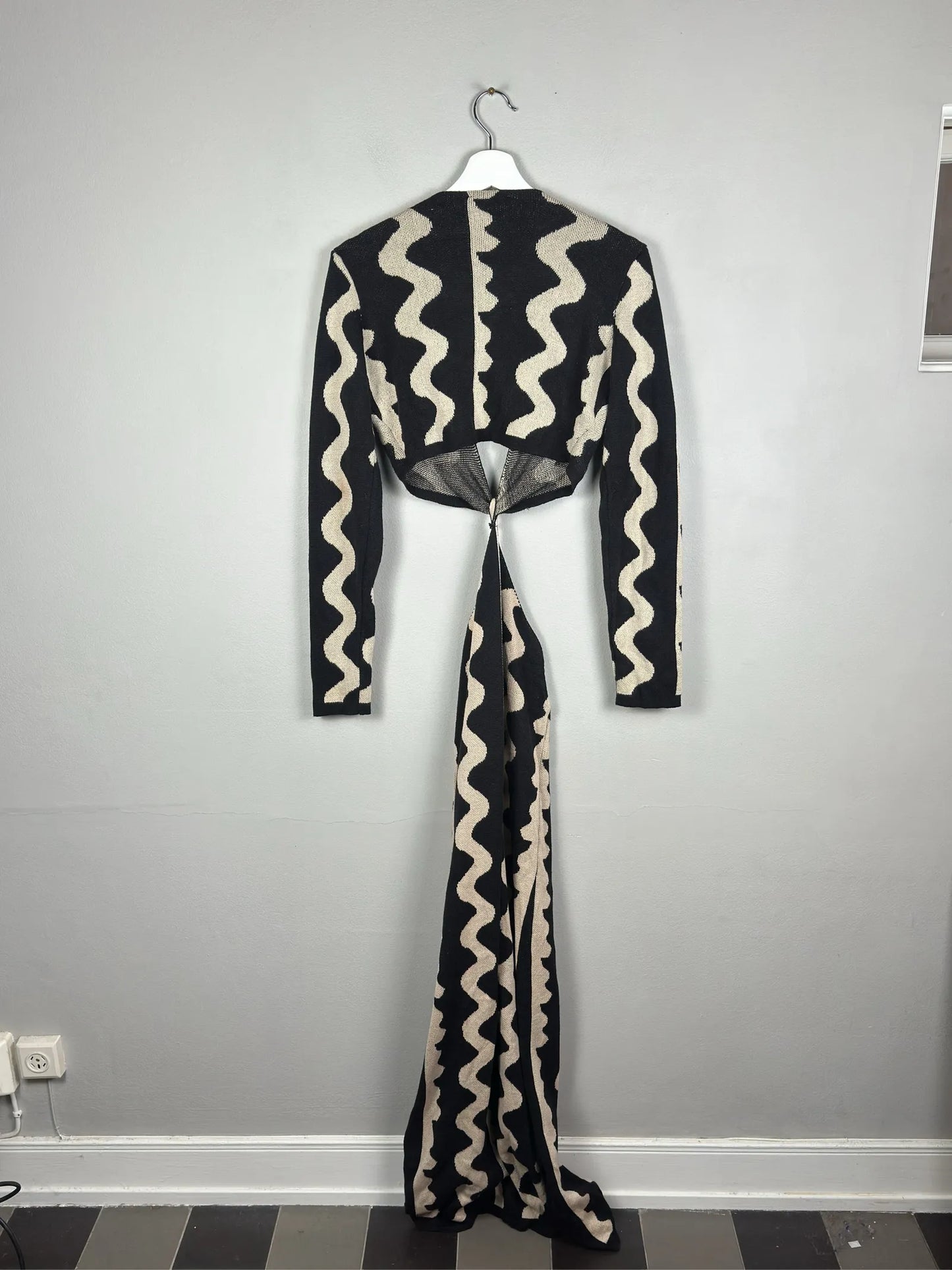 NA-KD Cut Out Knitted Maxi Dress