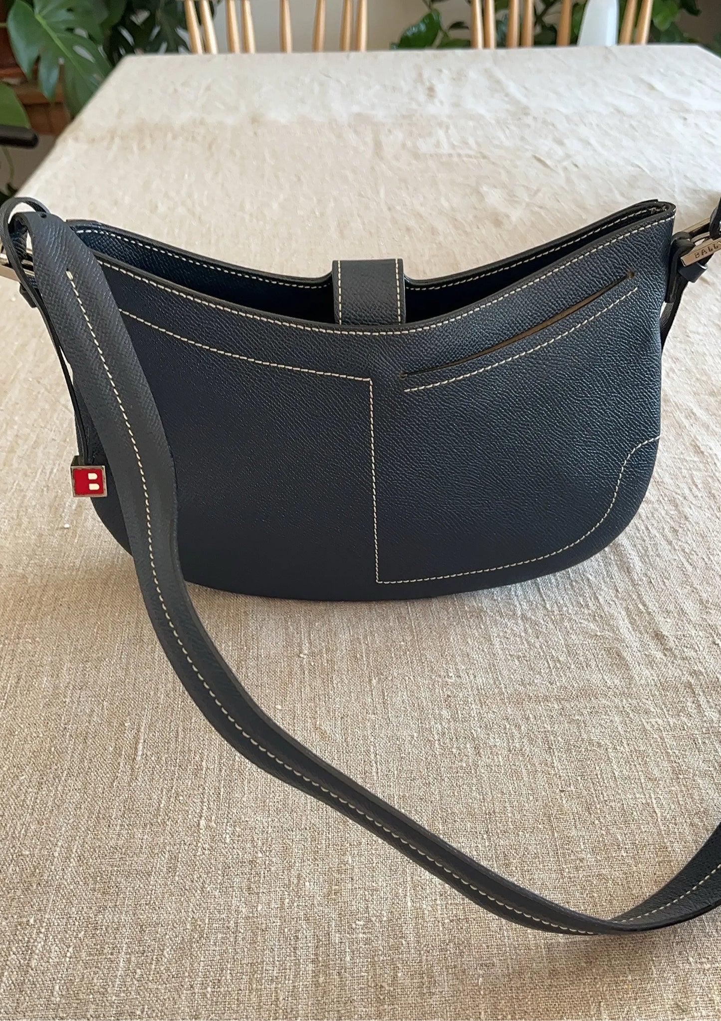 Bally-skinnaxelremsväska