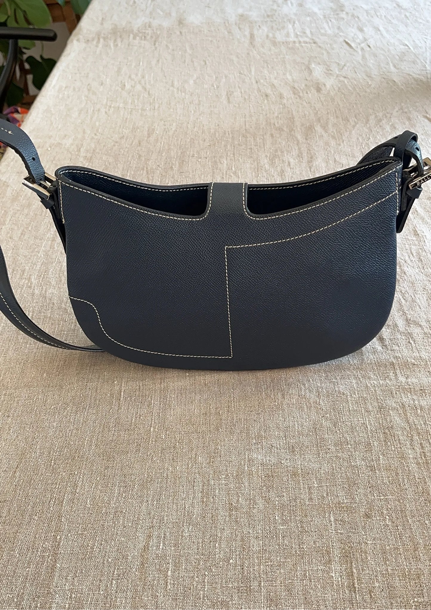 Bally-skinnaxelremsväska