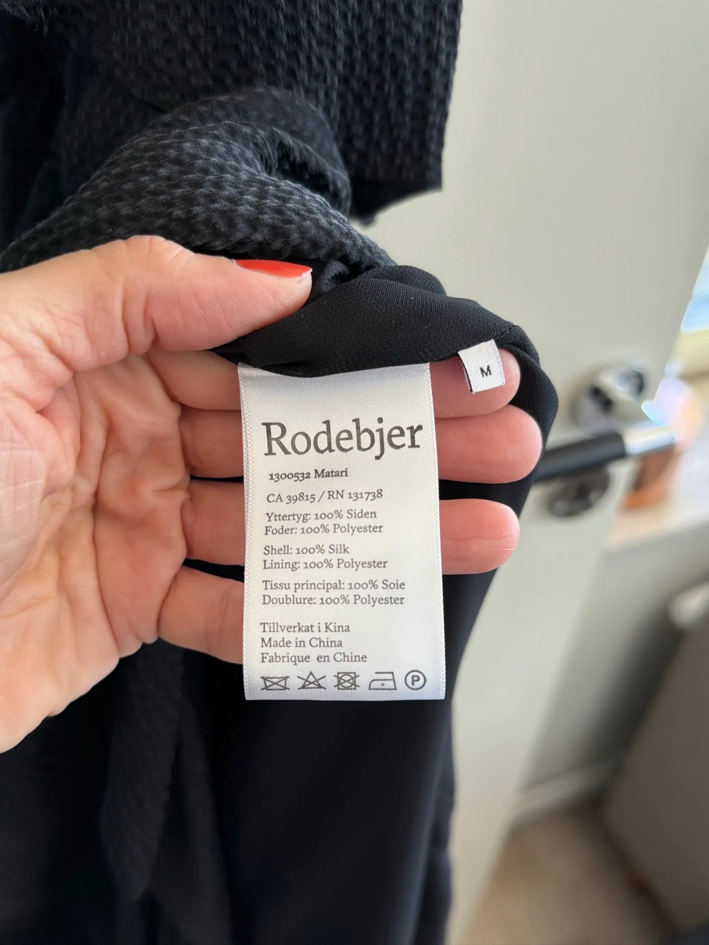 Rodebjer-sidenklänning