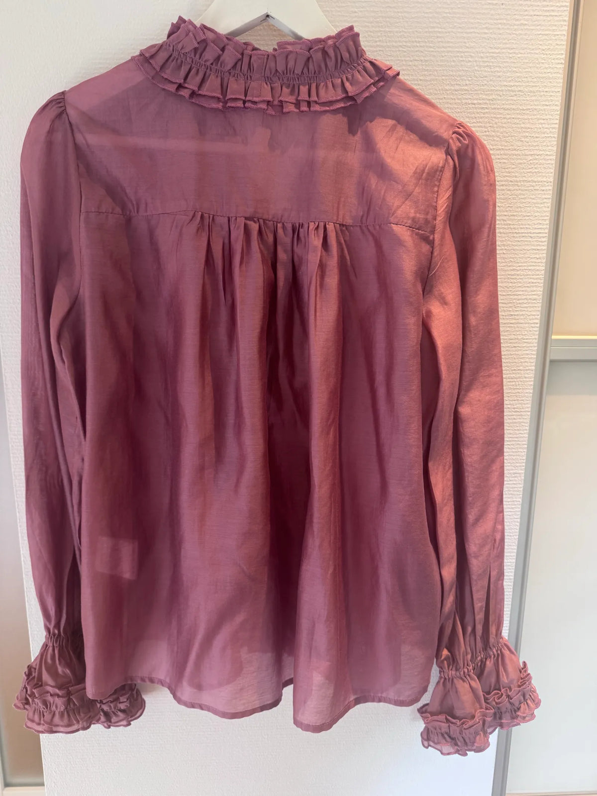 Valentino-sidenblus