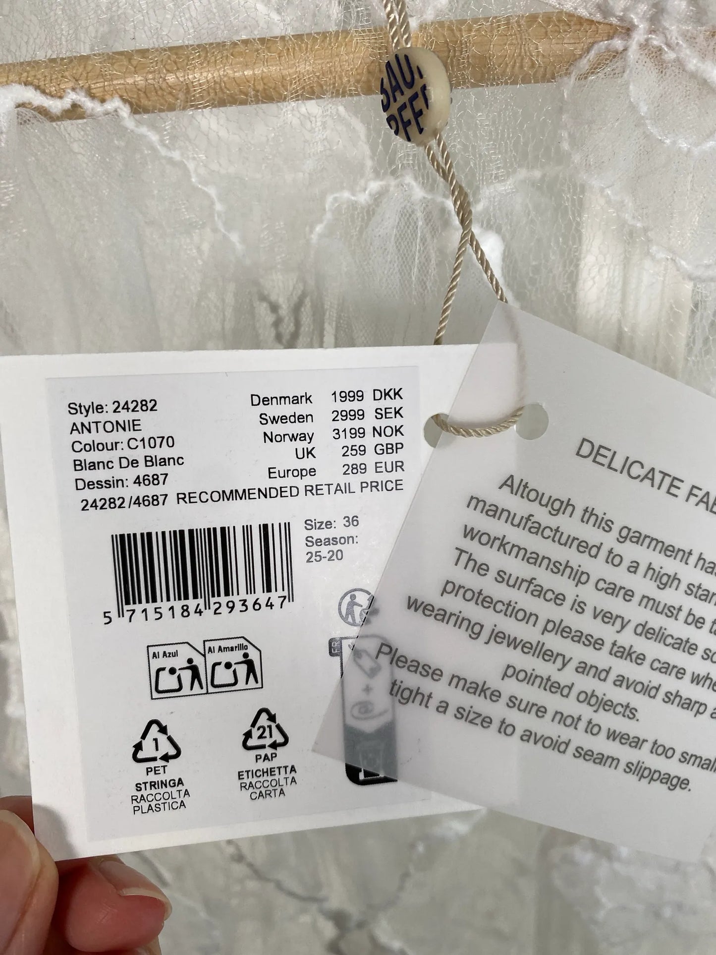 Baum und Pferdgarten Antonie Dress