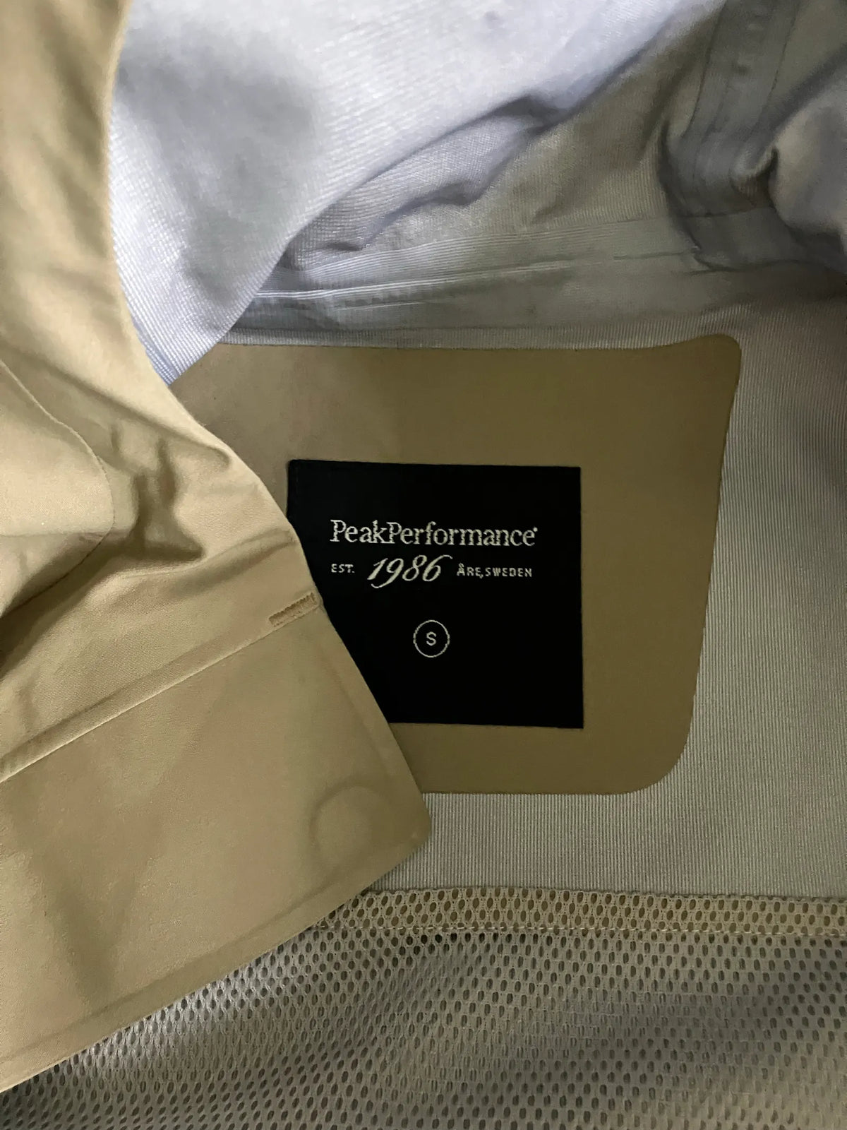 Peak Performance Rain jacket