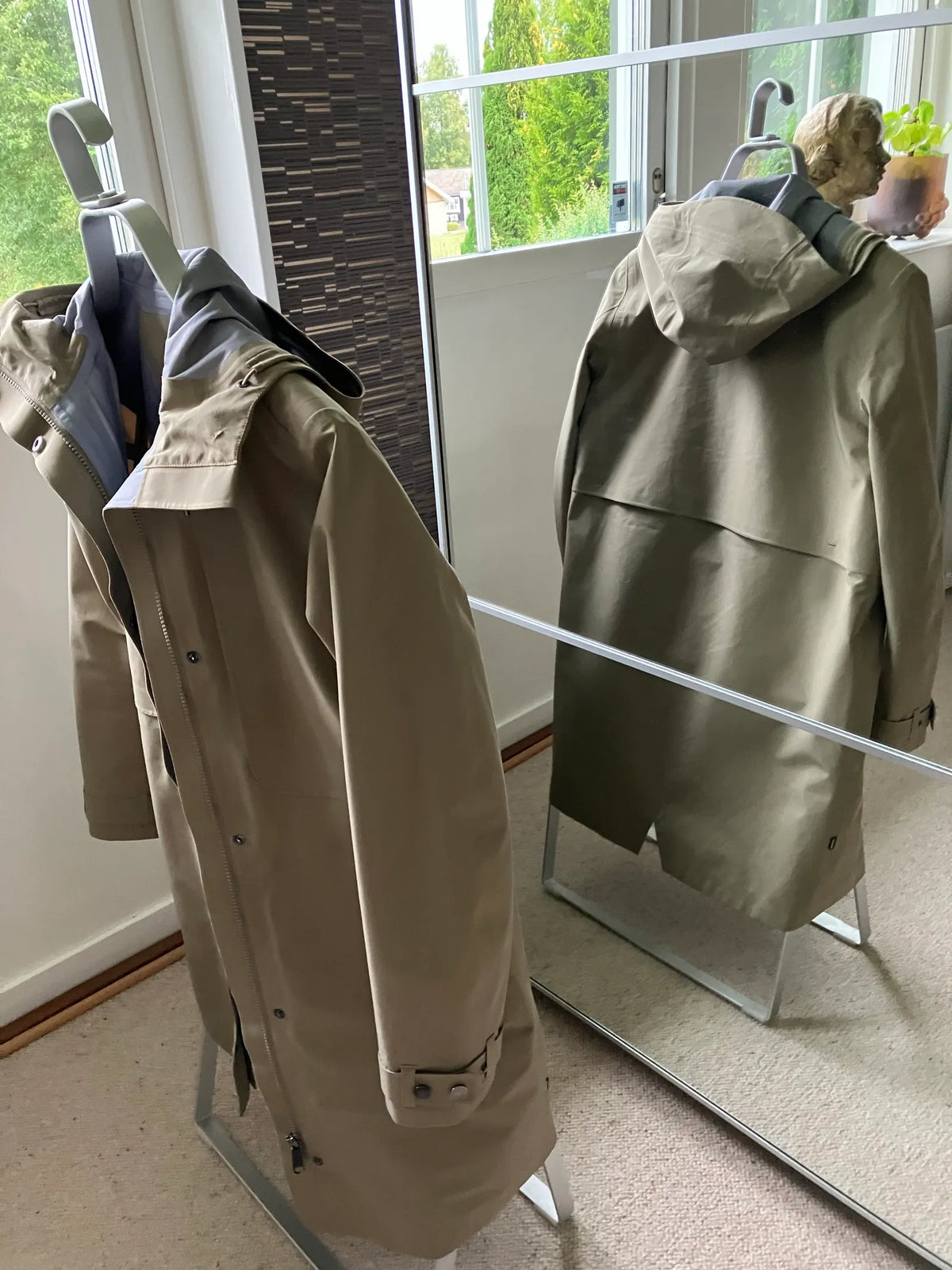 Peak Performance Rain jacket