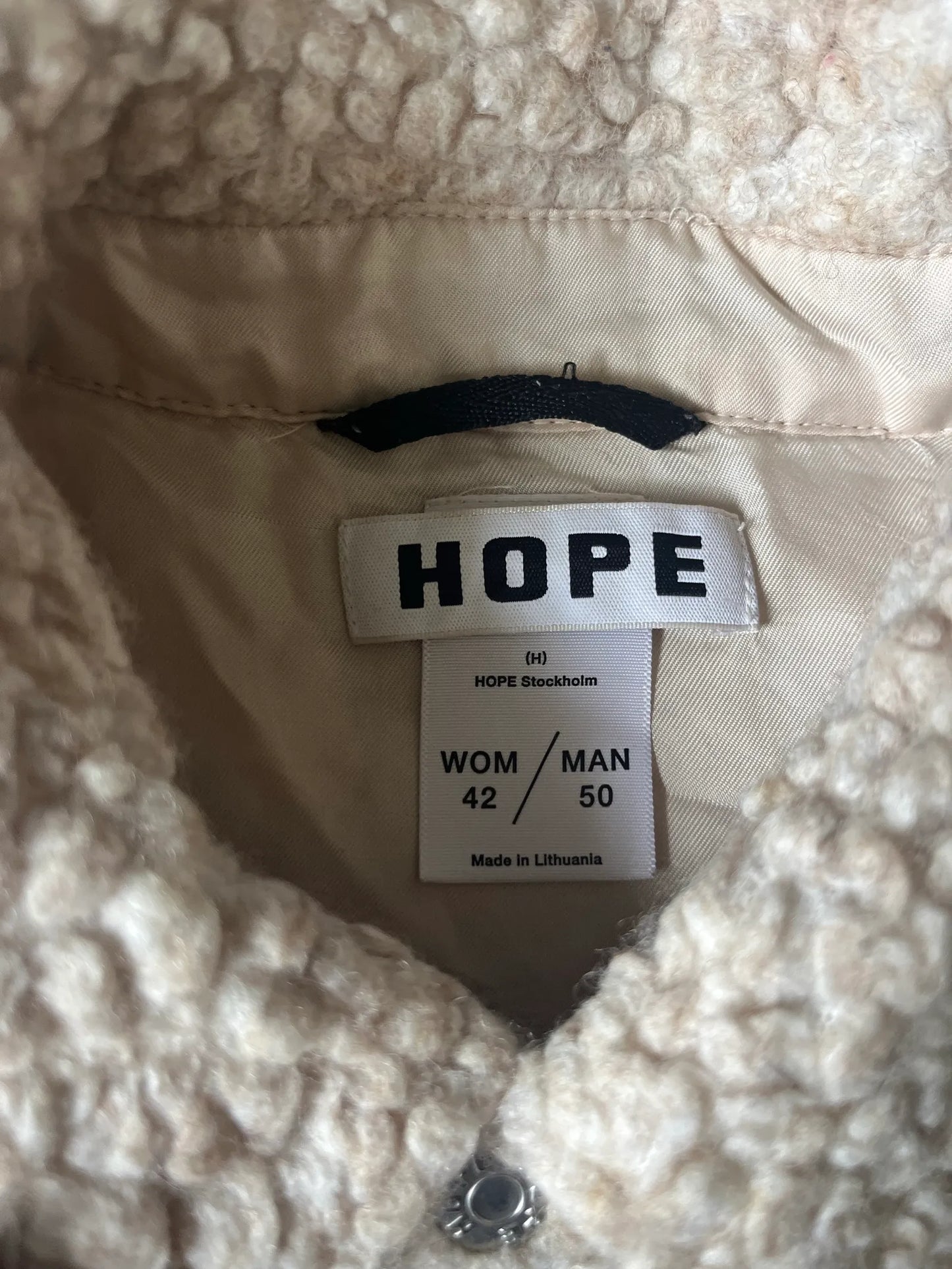 Hope Shelter-ulljacka