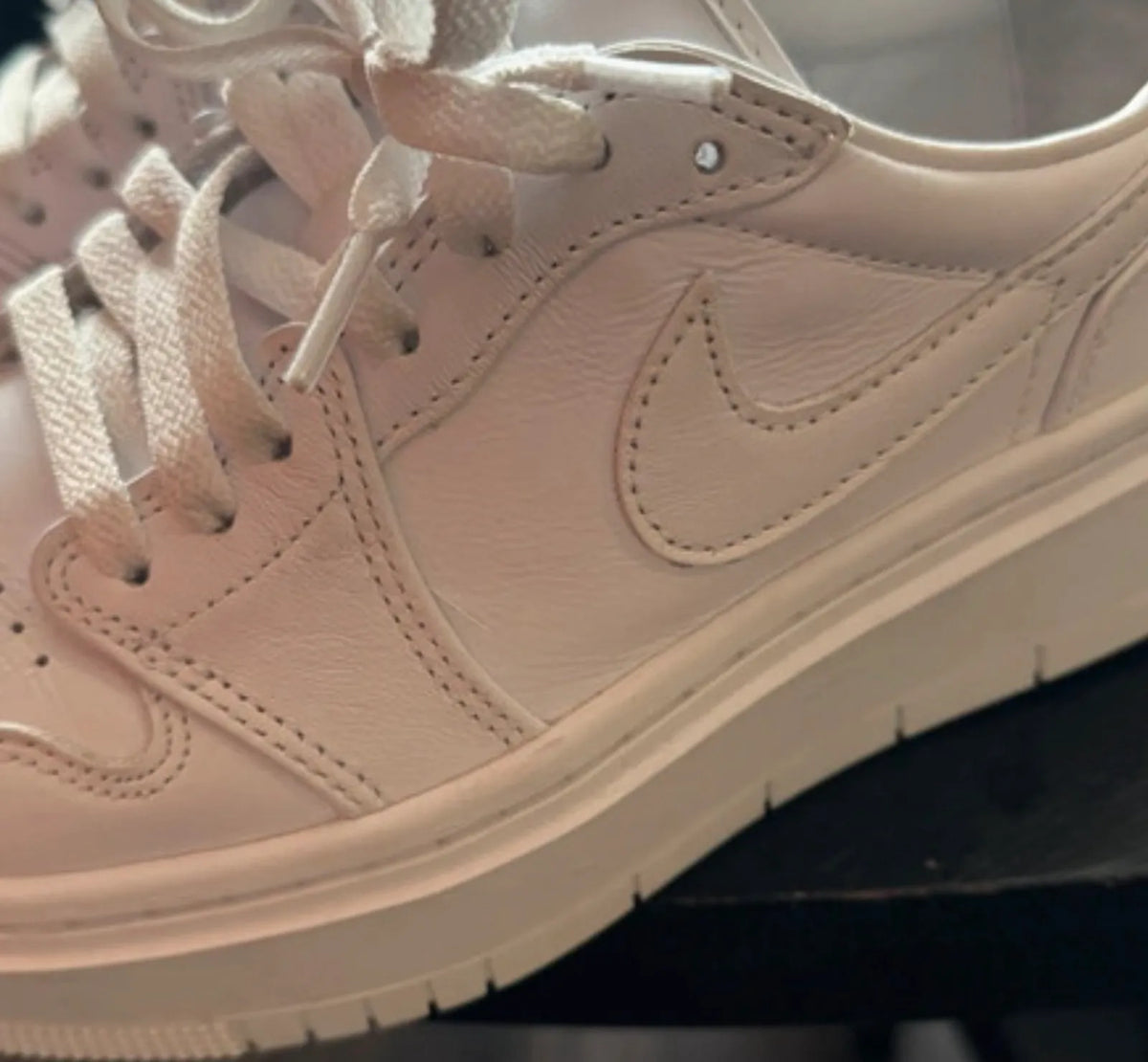 Jordan Jordan 1-skinnsneakers