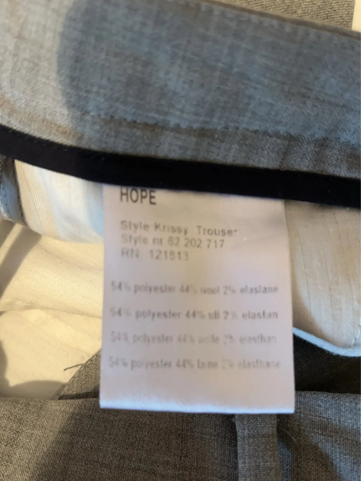 Hope Krissy-kostymbyxor