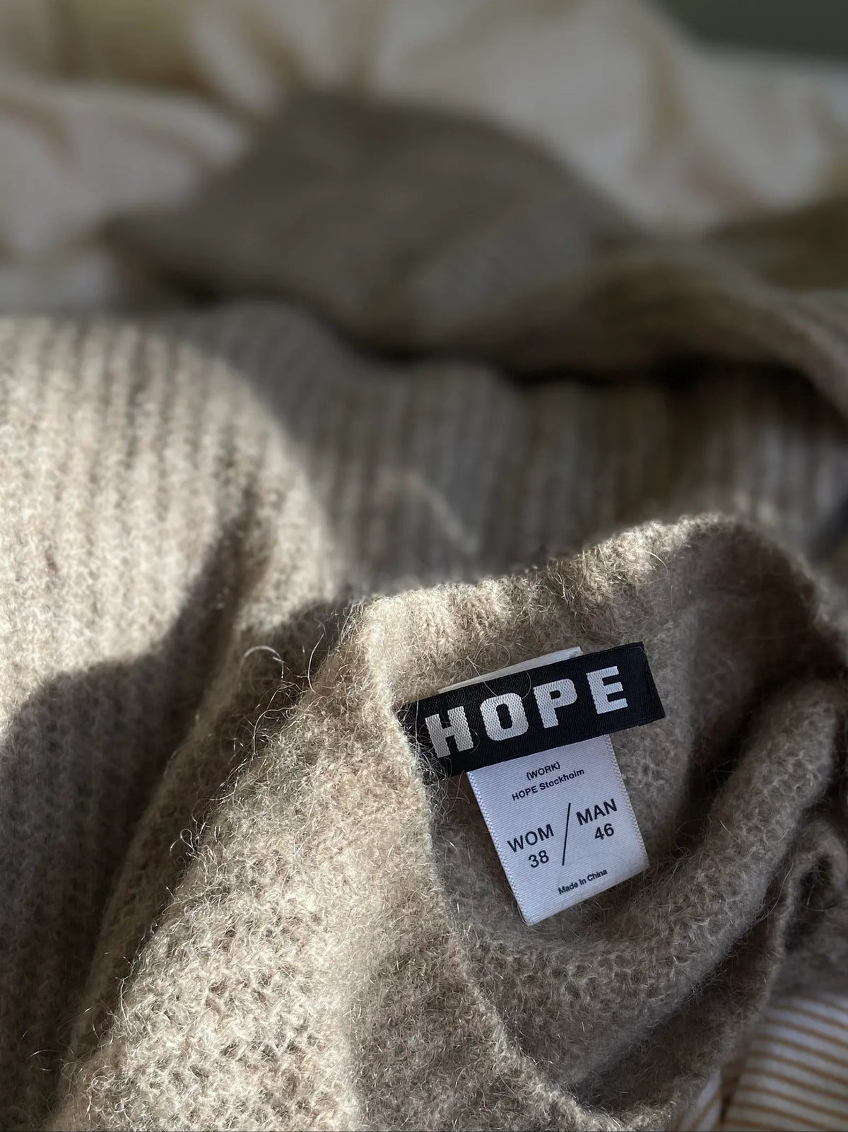 Hope Aperto Sweater