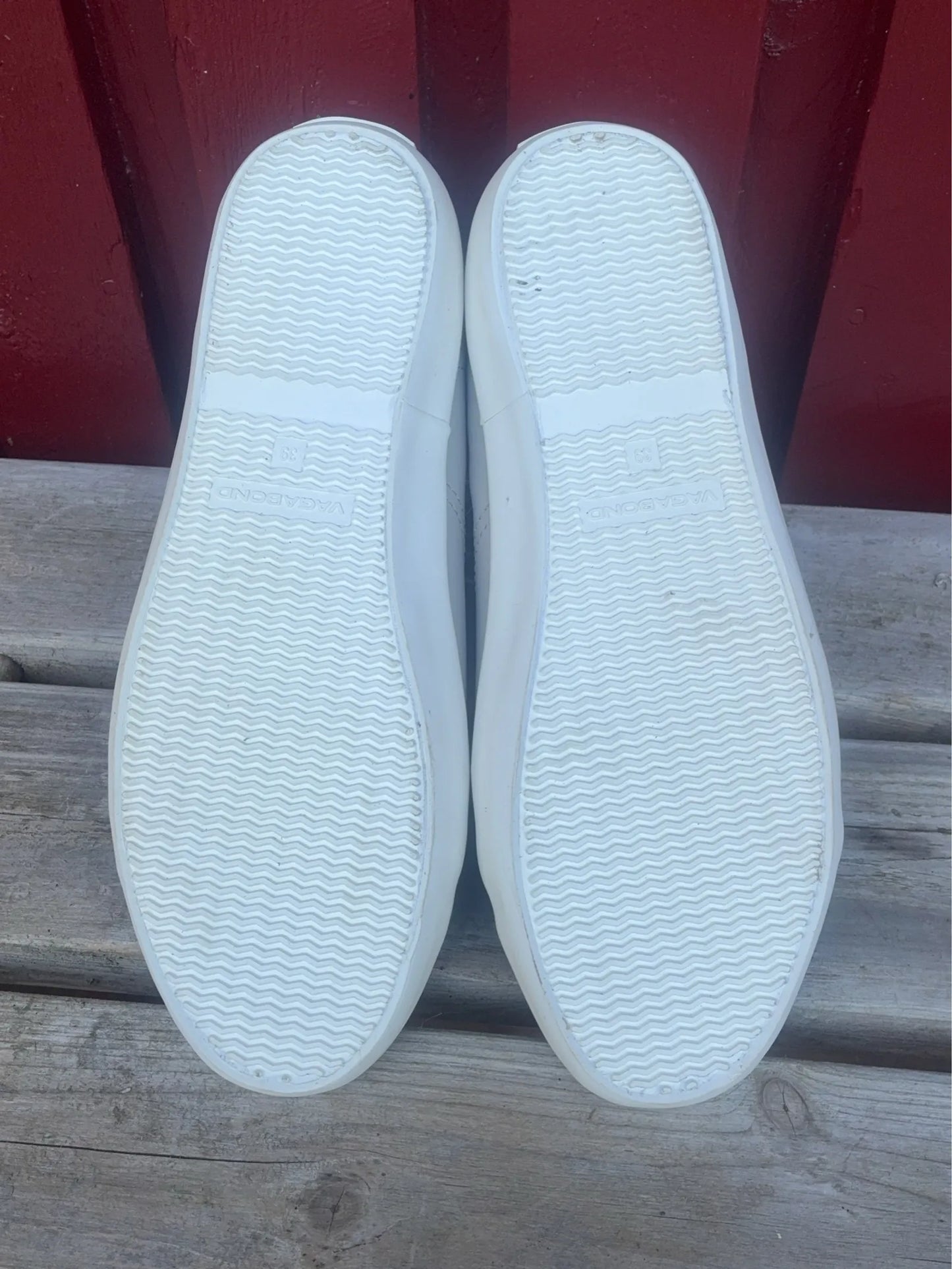 Vagabond Sneakers