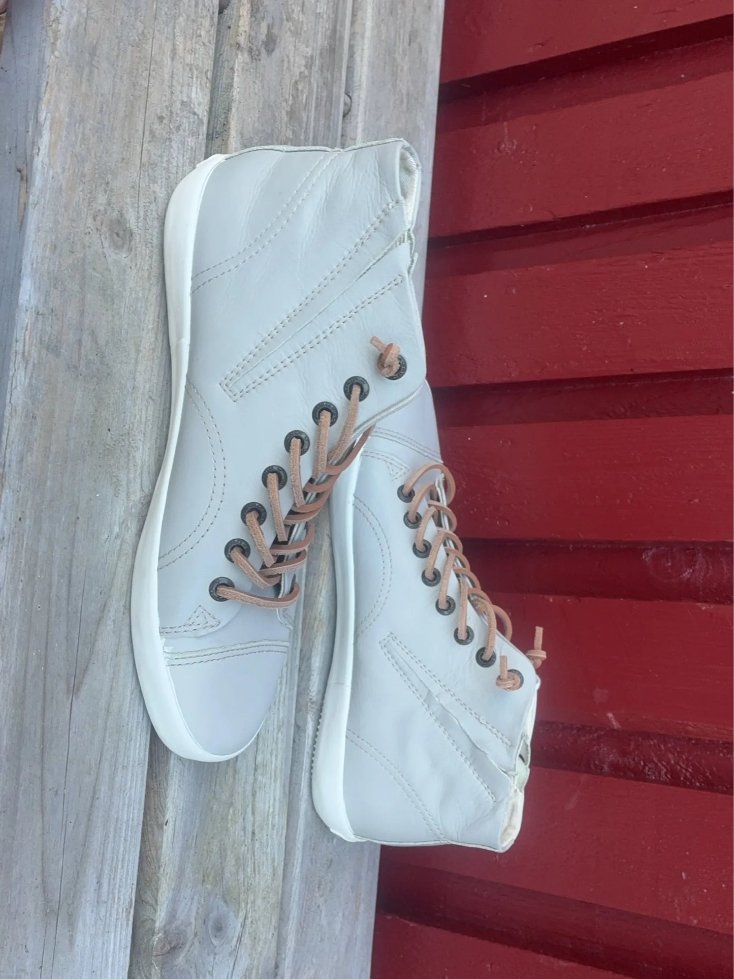 Vagabond Sneakers