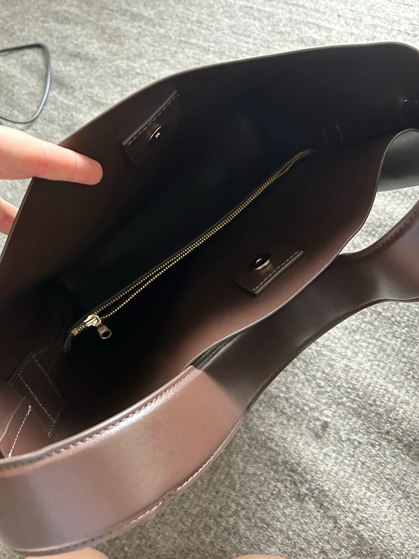 Arket Shoulder bag