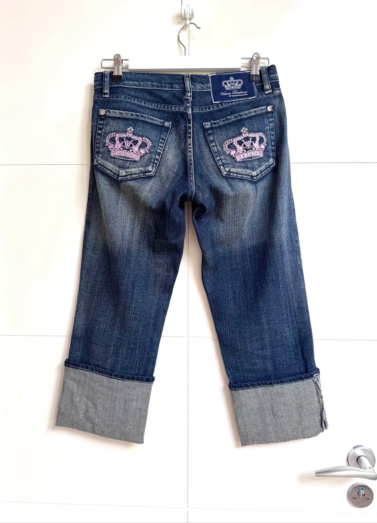 Victoria Beckham Under Knä-jeans
