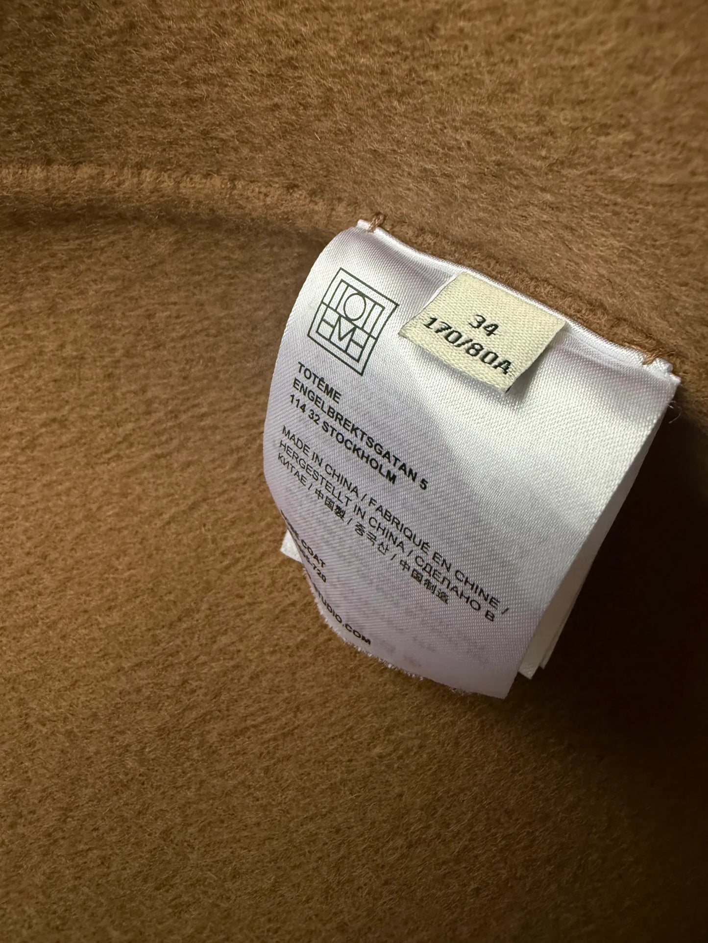 Toteme Robe-ullkappa NWOT