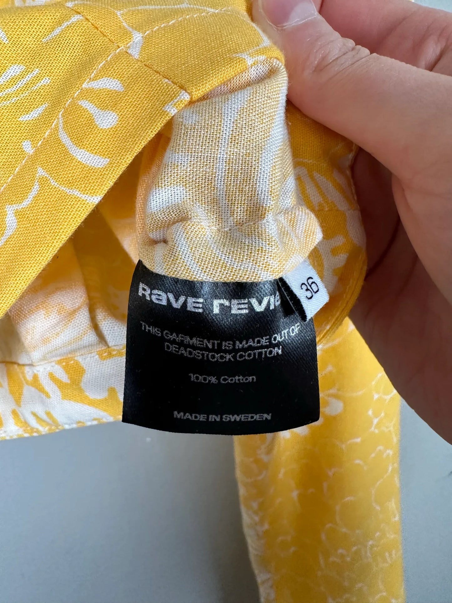 Rave Review-skjorta NWT