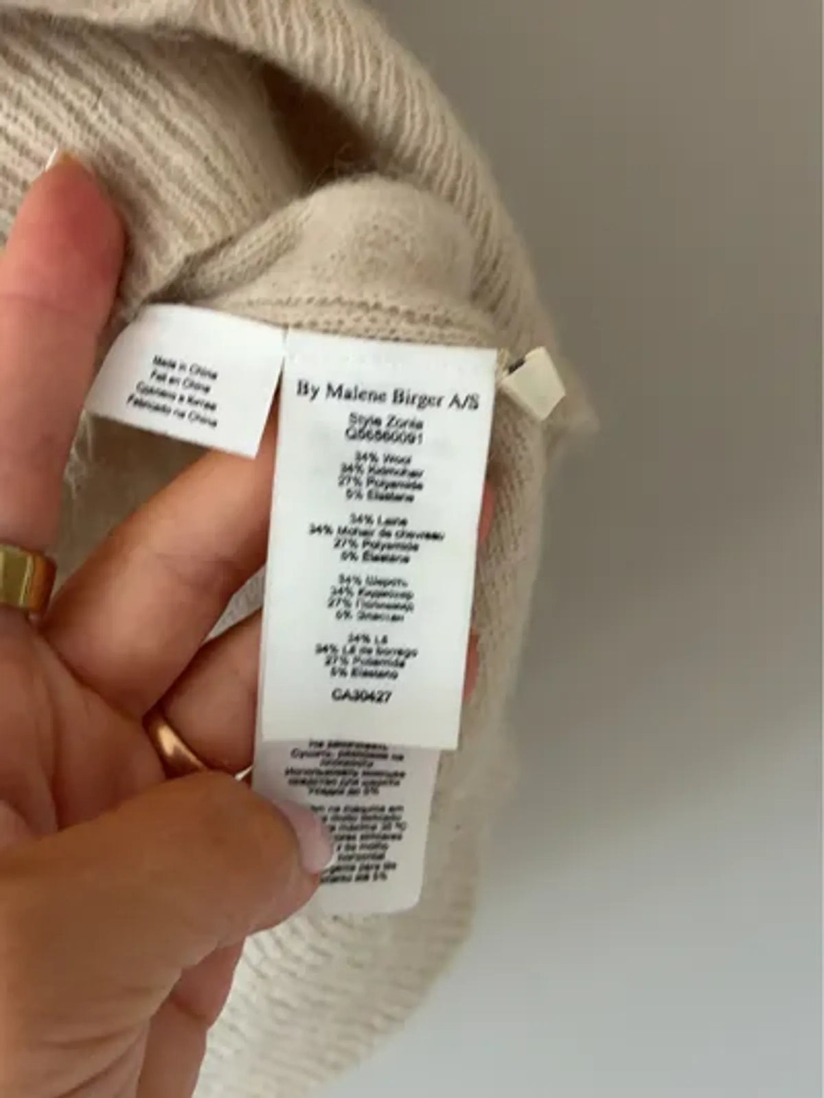 By Malene Birger Zonia-ulltröja