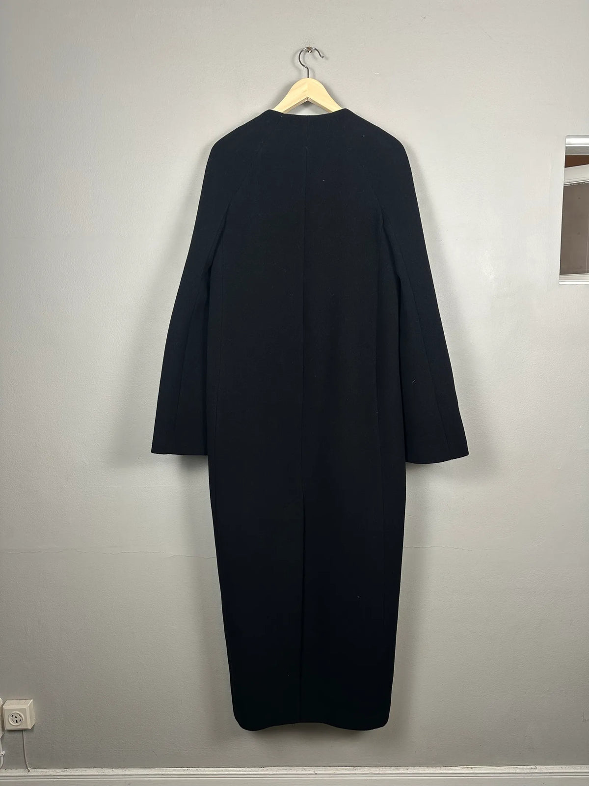 Toteme Bell-sleeve-ullkappa