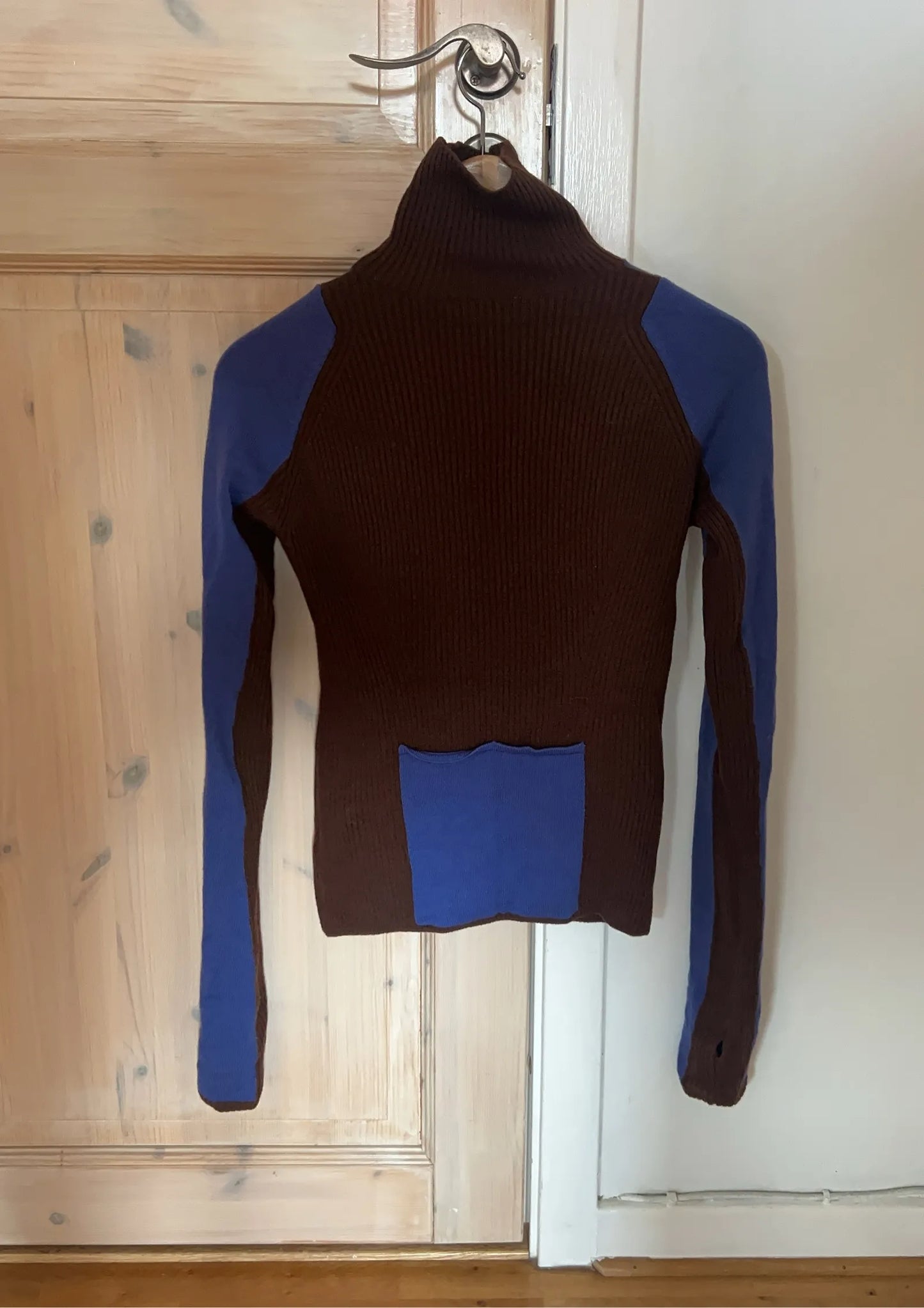 Miista Turtleneck