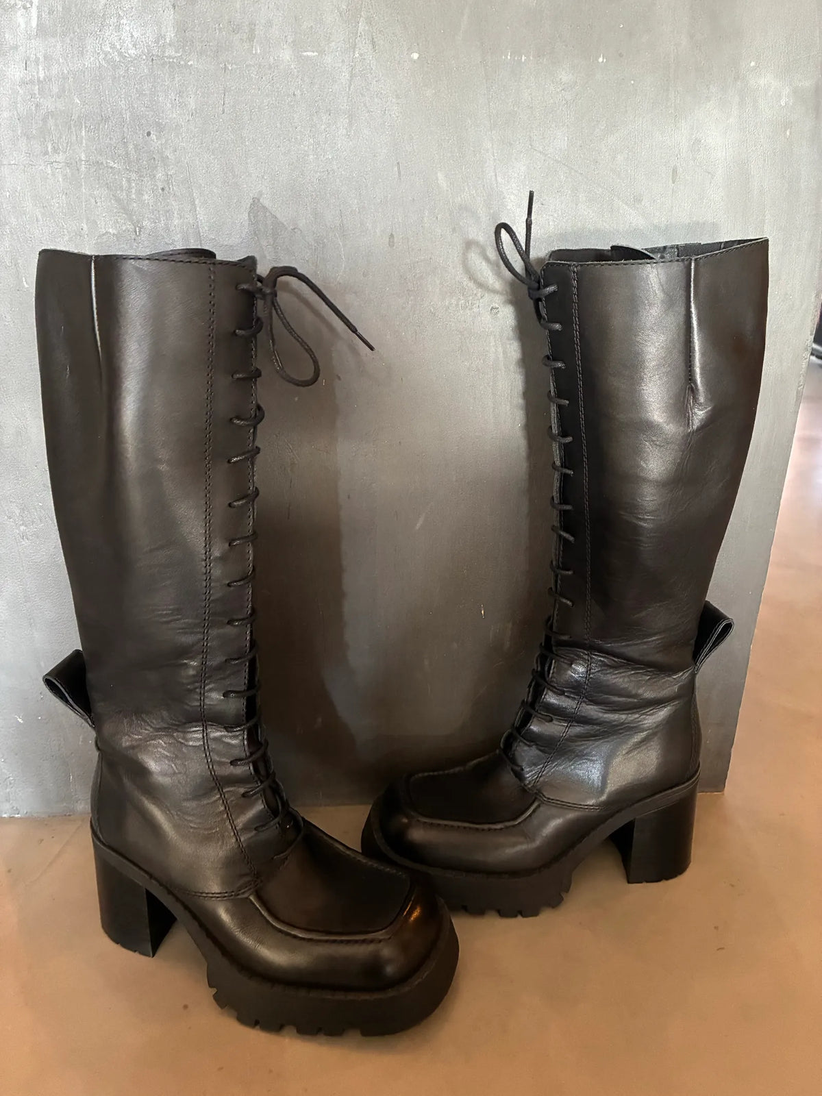 Miista-skinnboots