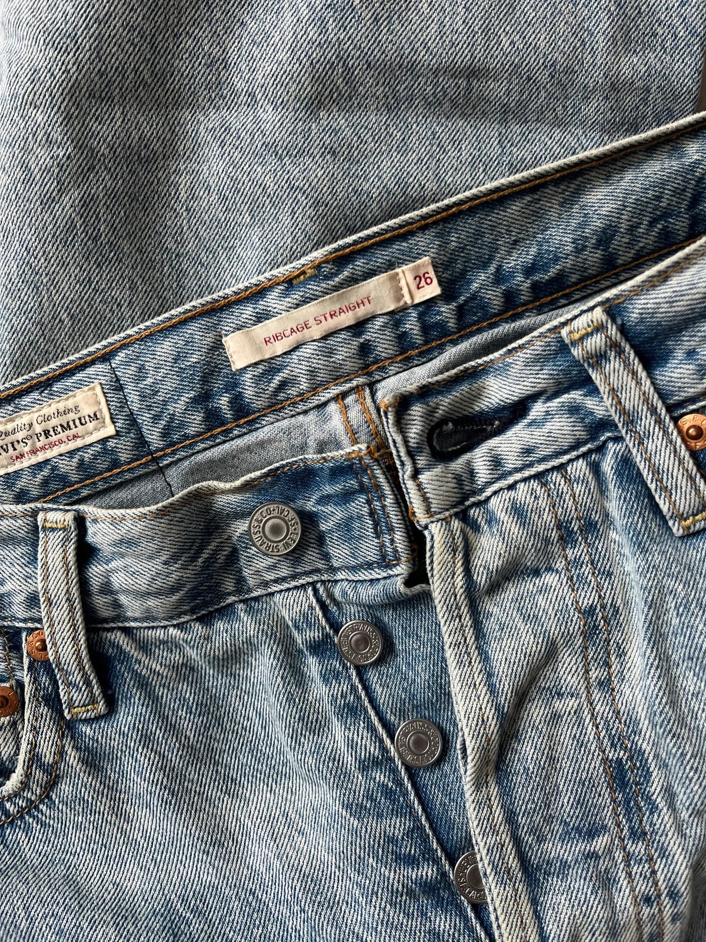 Levi's Ribcage Straight Jeans