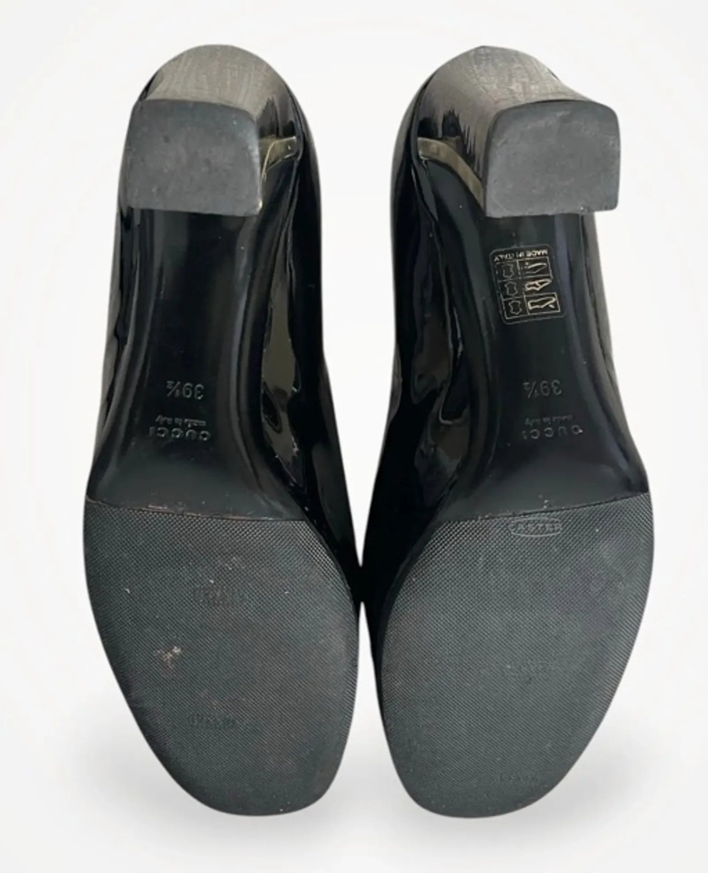 Gucci Black Patent Leather-skinnklackar
