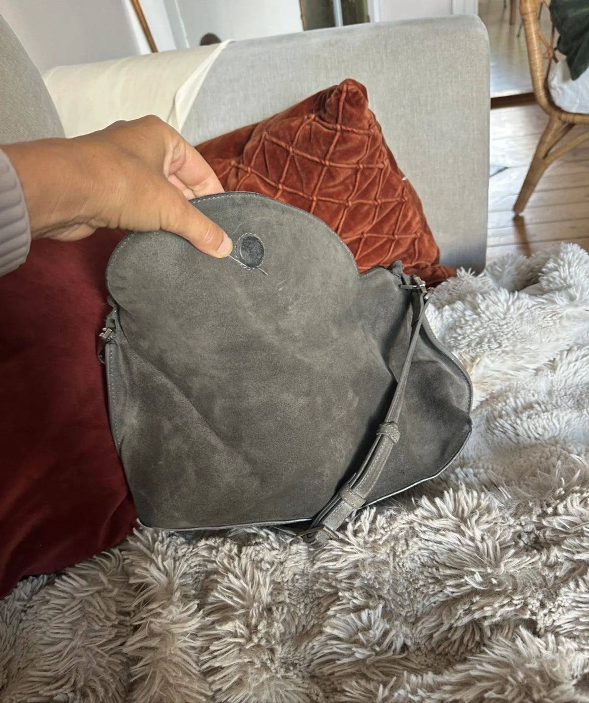 Flattered Hera Suede Shoulder bag