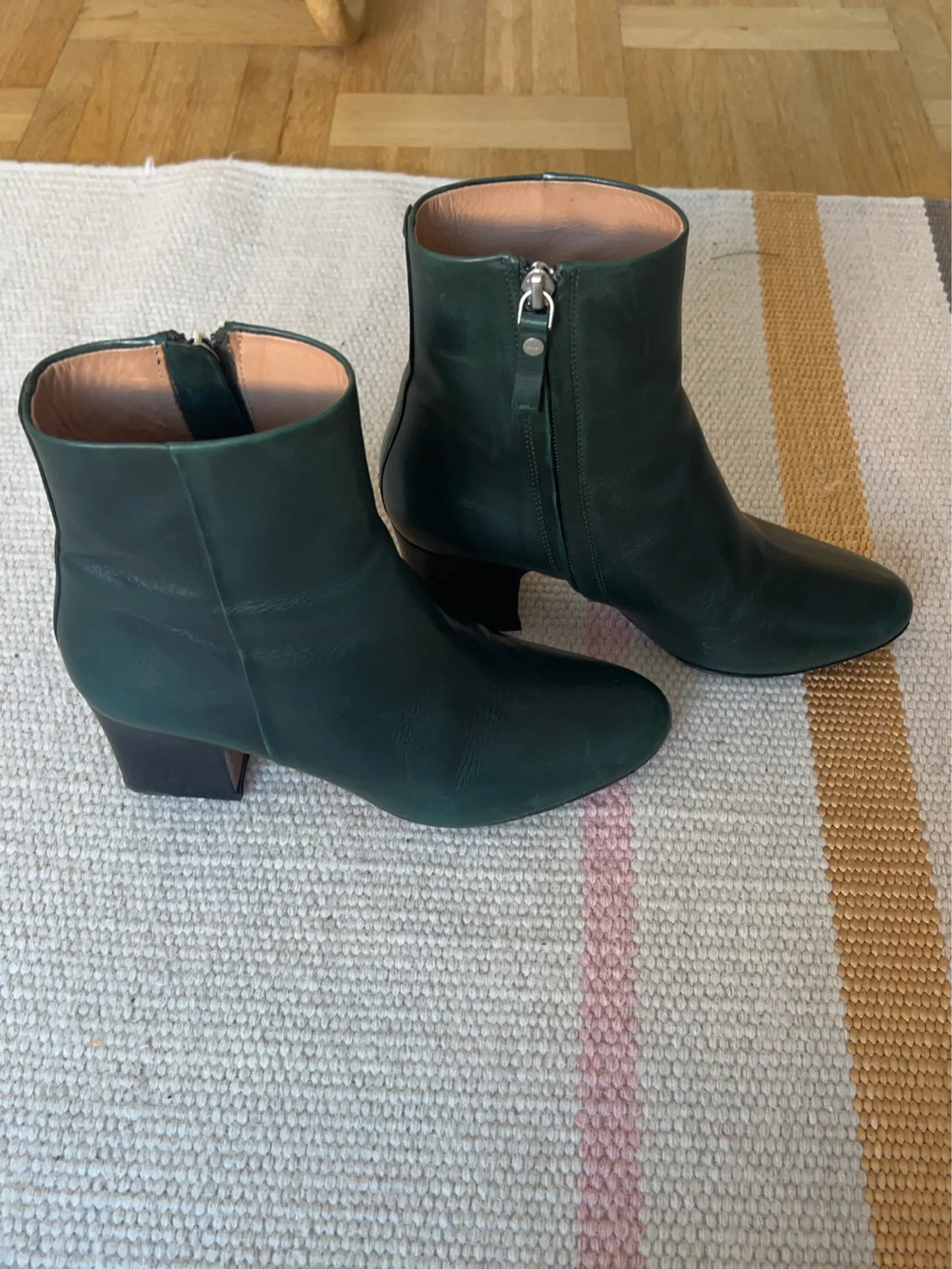 Arket-skinnboots