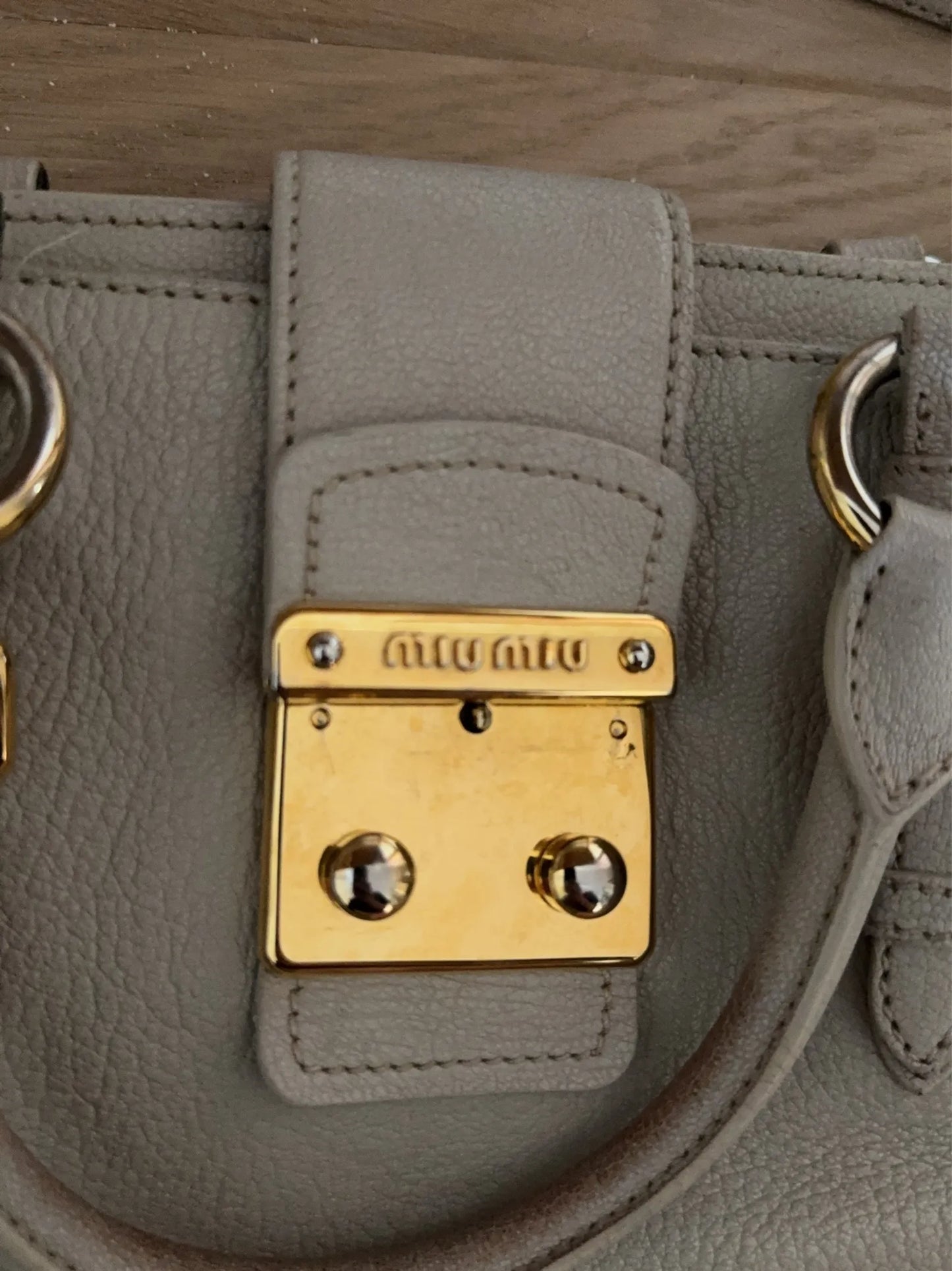 Miu Miu Tote-skinnhandväska
