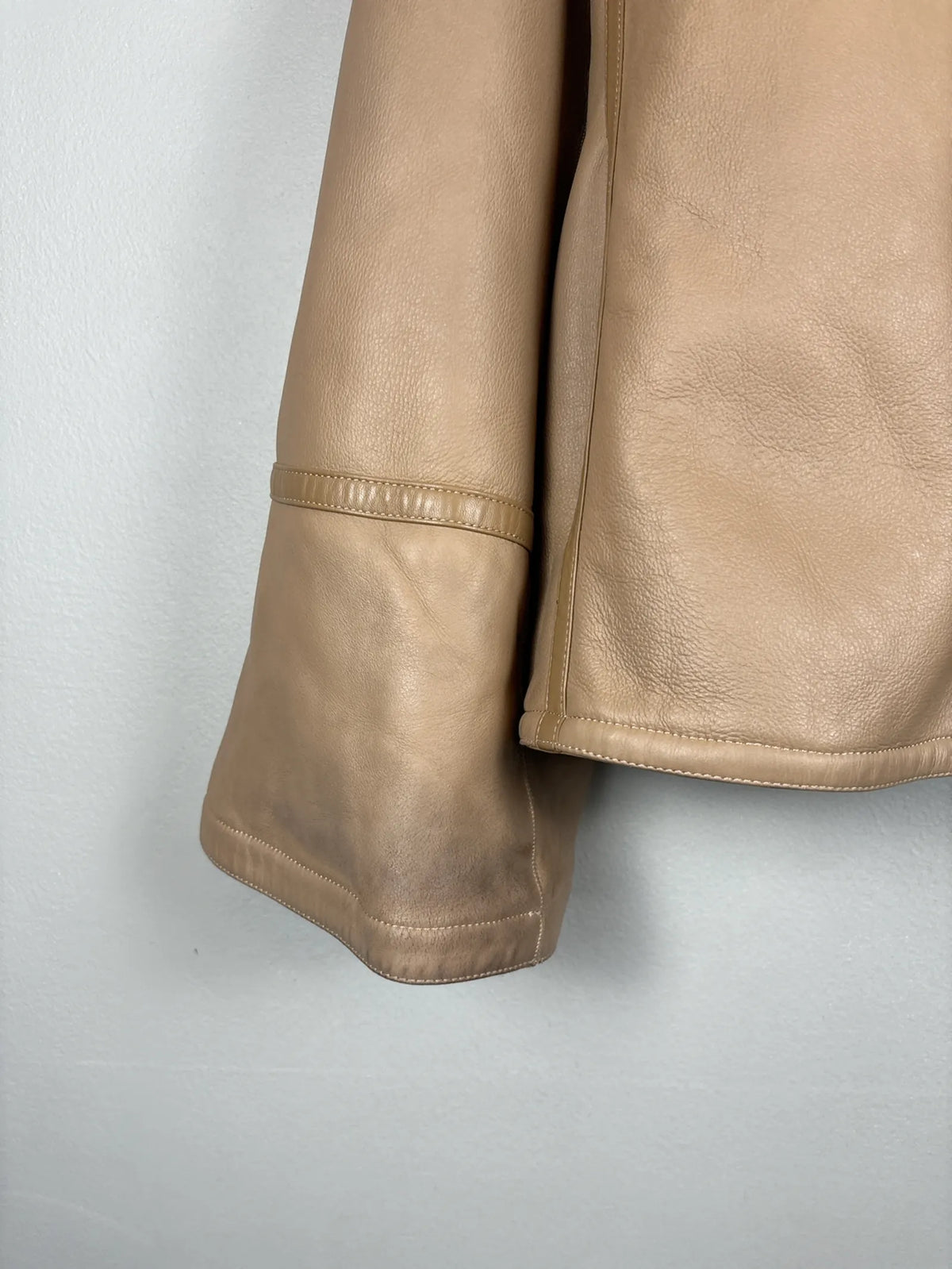 By Malene Birger Odellies-skinnpälsjacka