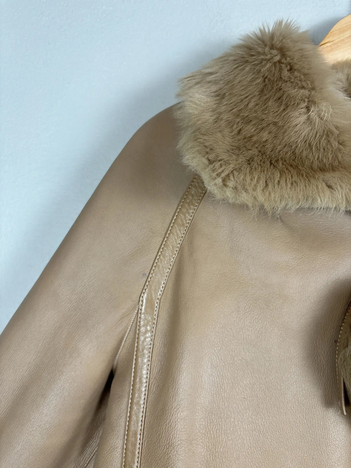 By Malene Birger Odellies-skinnpälsjacka