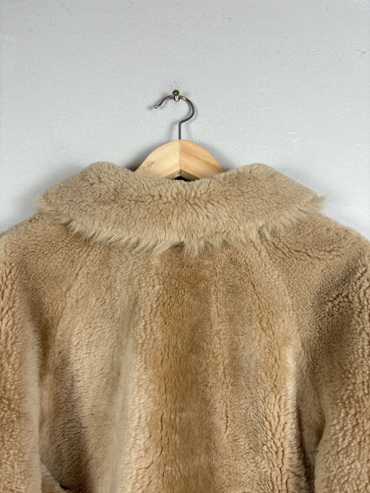 By Malene Birger Odellies-skinnpälsjacka