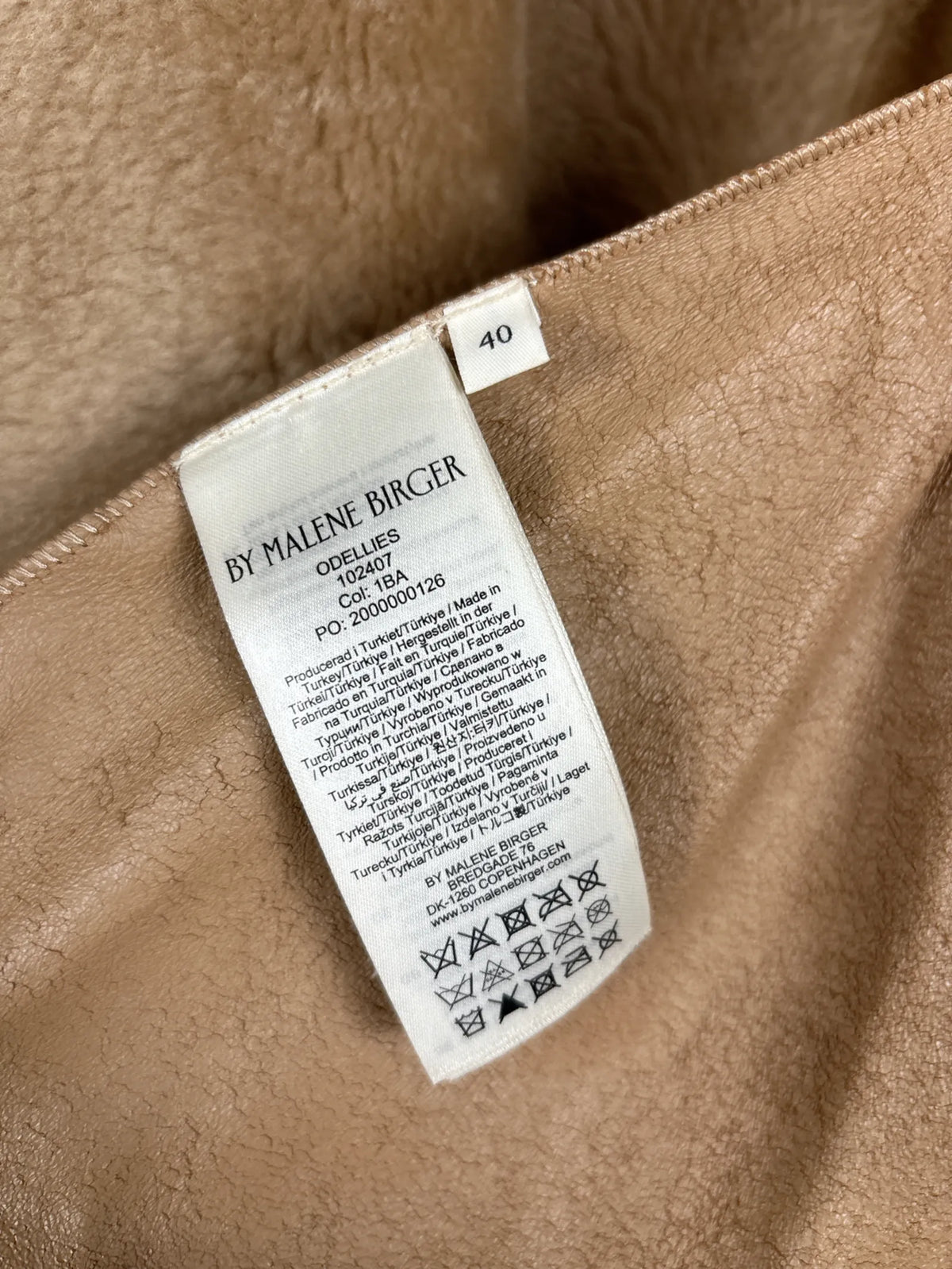 By Malene Birger Odellies-skinnpälsjacka