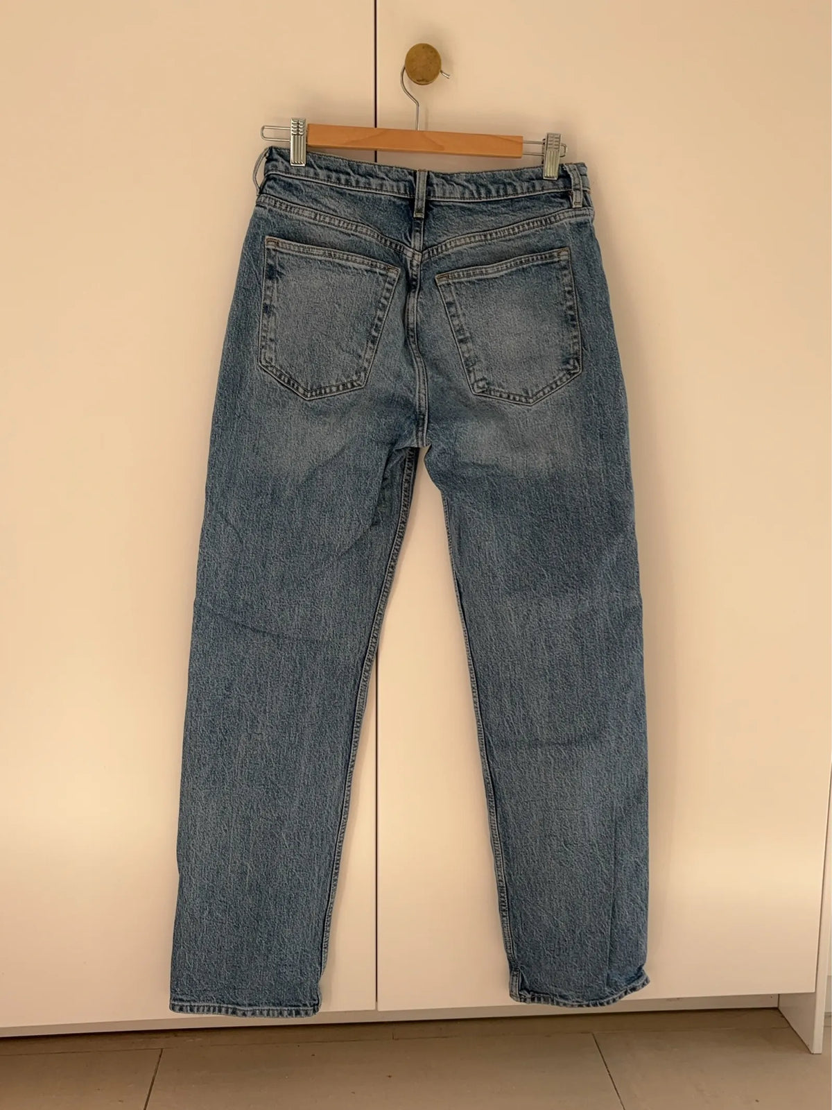 Arket Straight Stretch Jeans