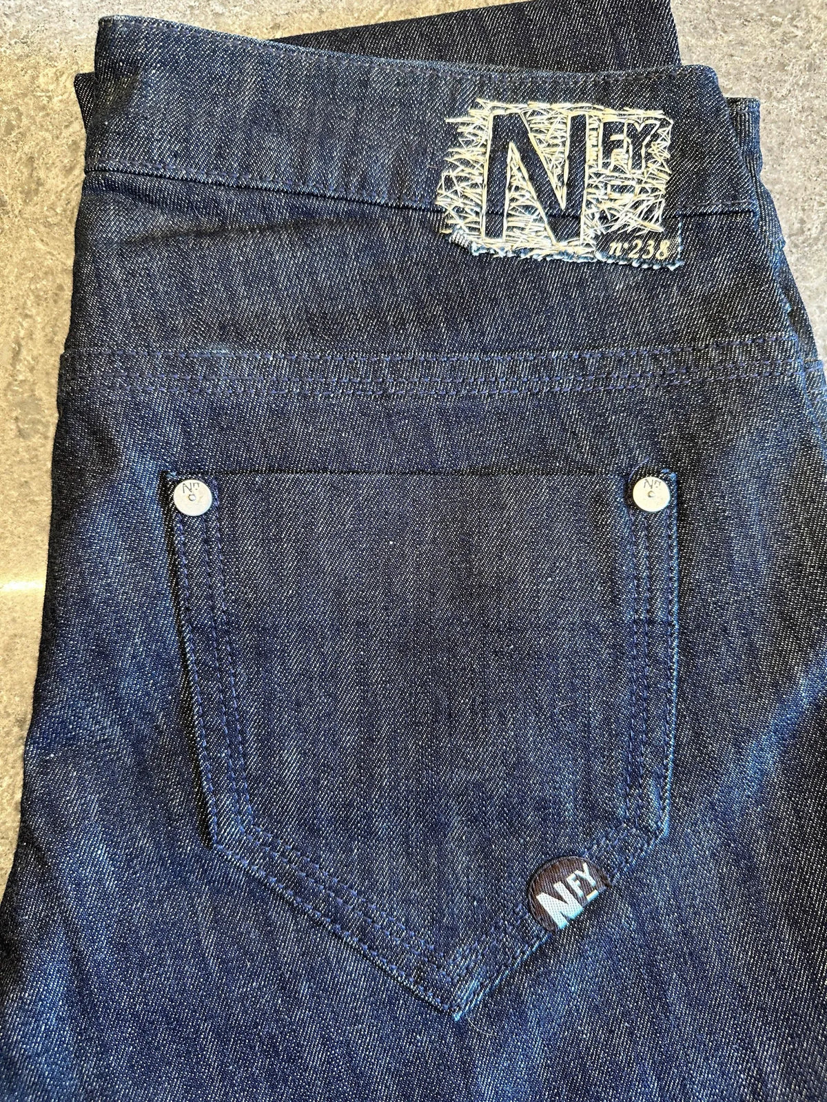 Notify-jeans