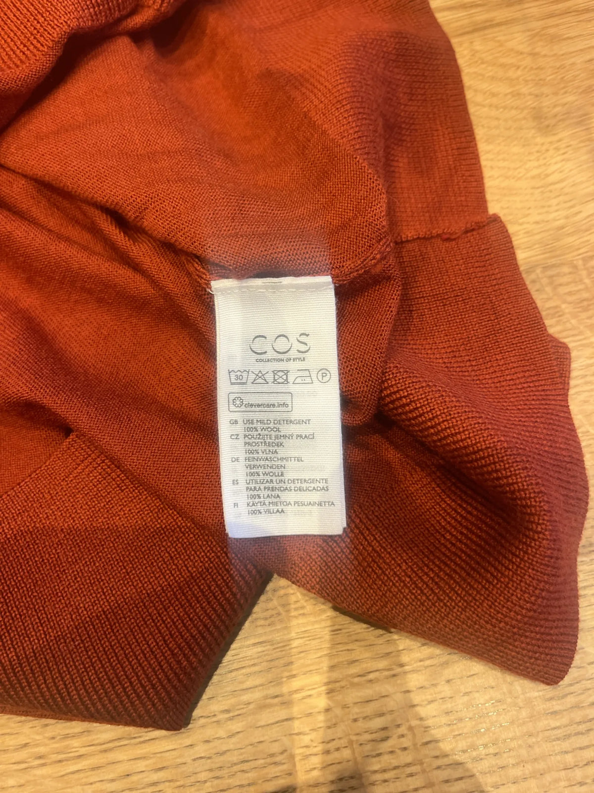 Cos-ullpolotröja