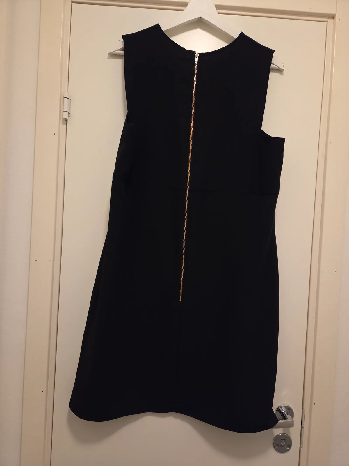 & Other Stories Sleeveless Dress