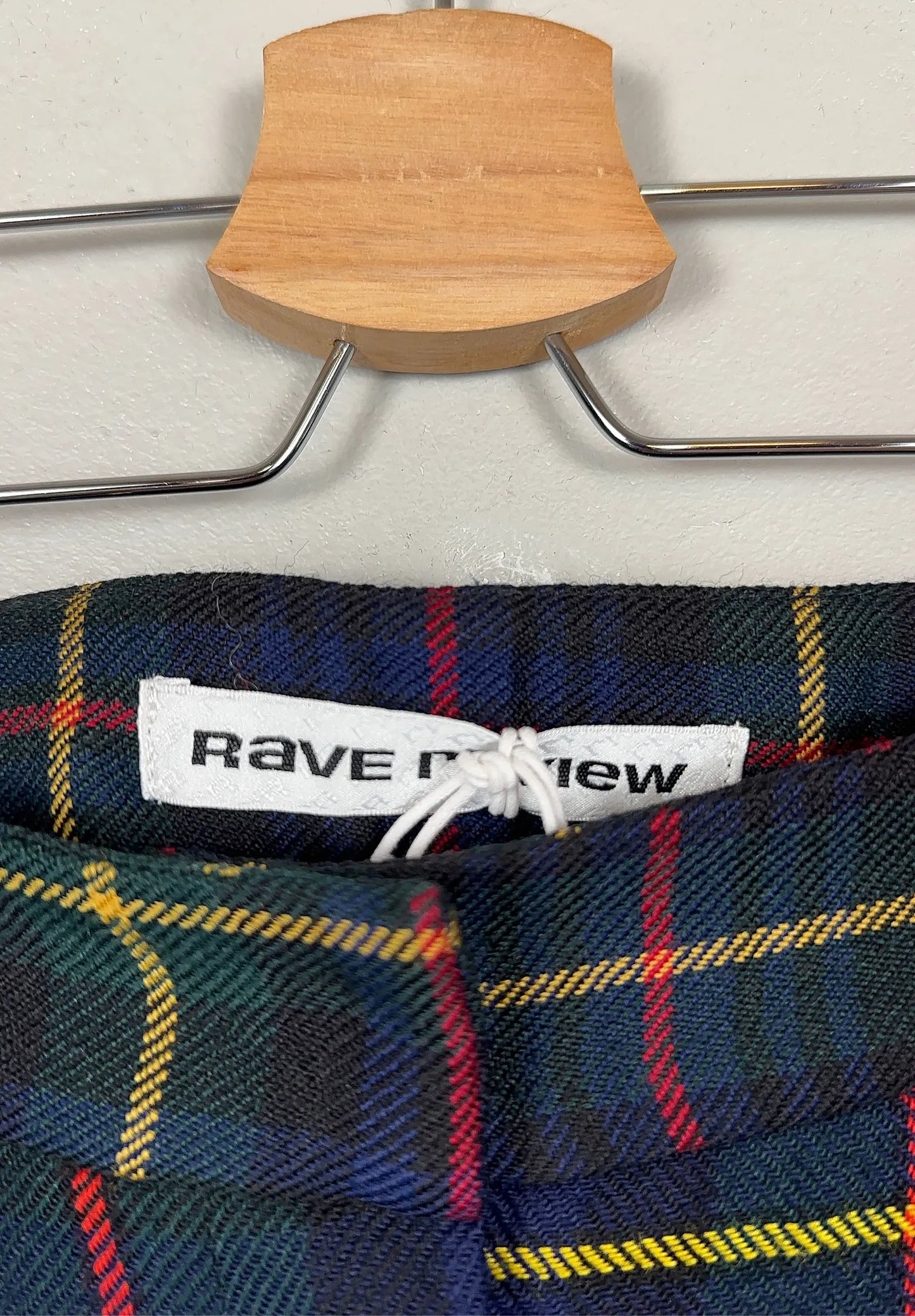 Rave Review-ullkostymbyxor NWT