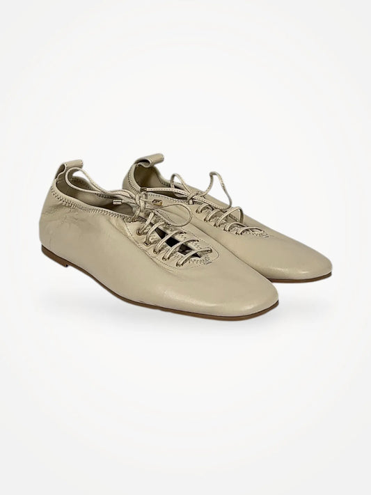 Arket-skinnloafers
