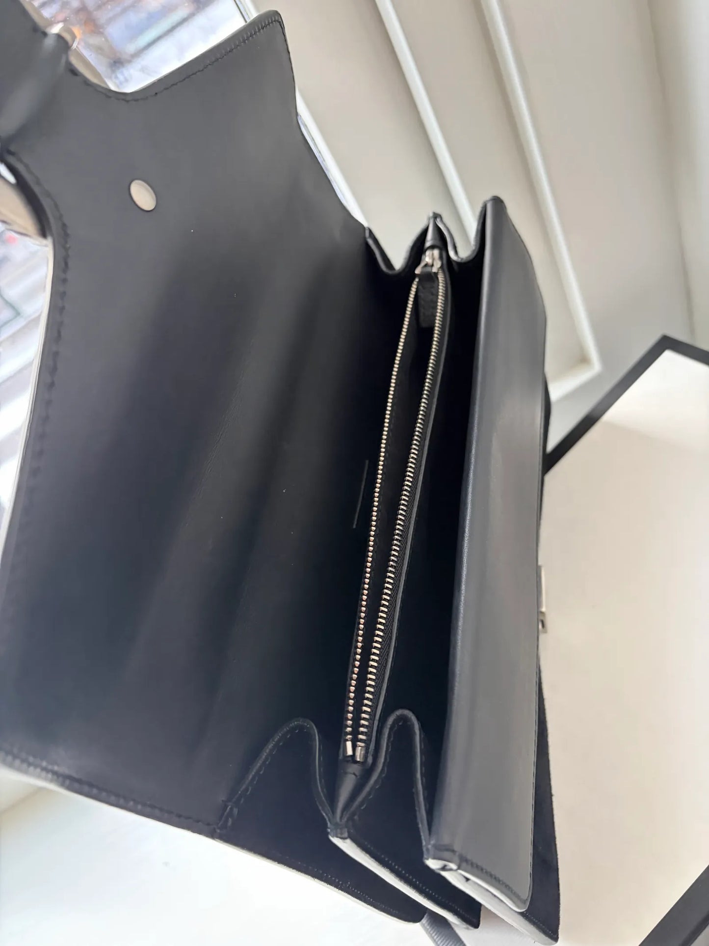 Gucci Dyonisus Medium-skinnhandväska NWOT