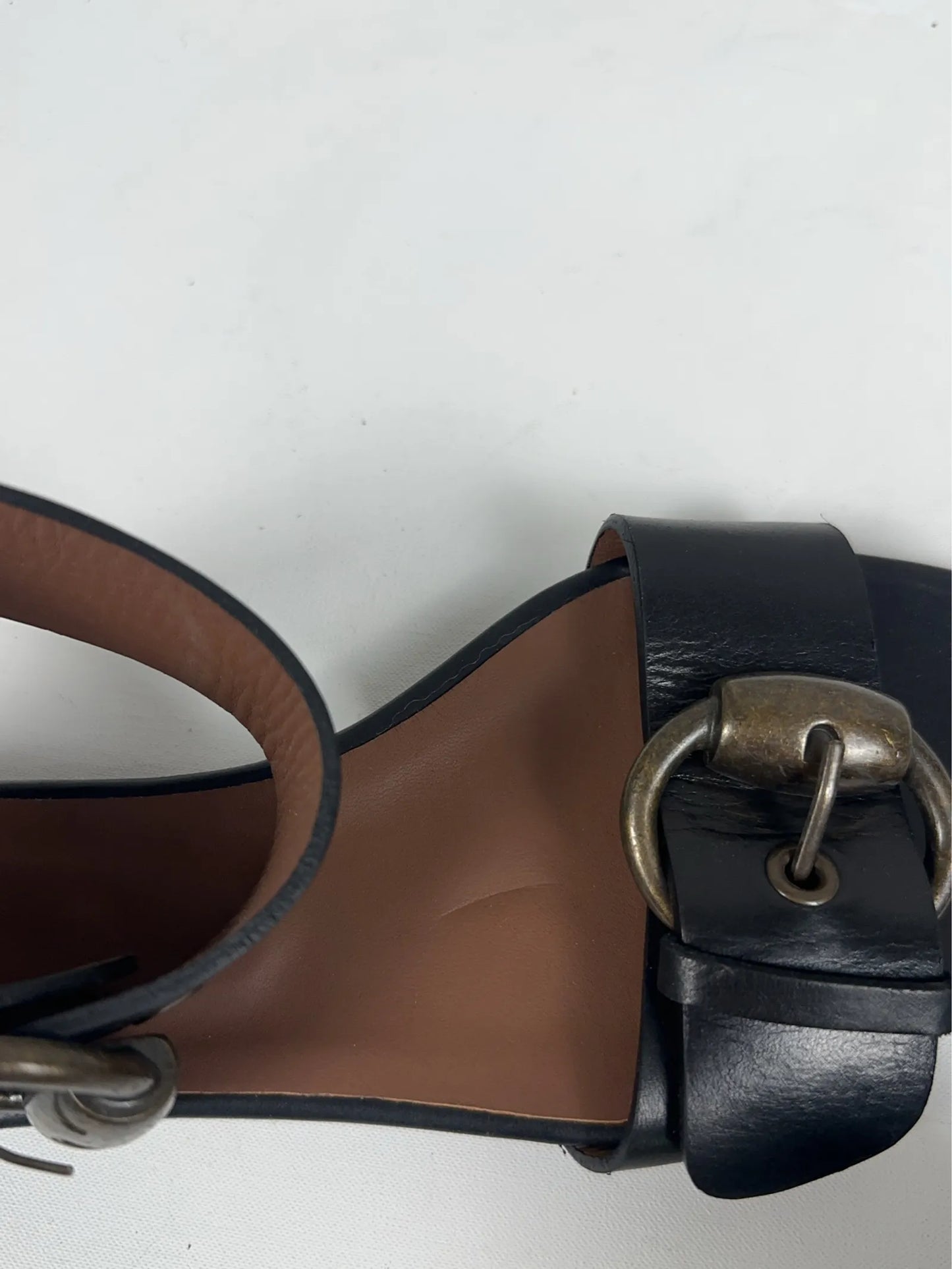Filippa K Buckle Flat-skinnsandaler