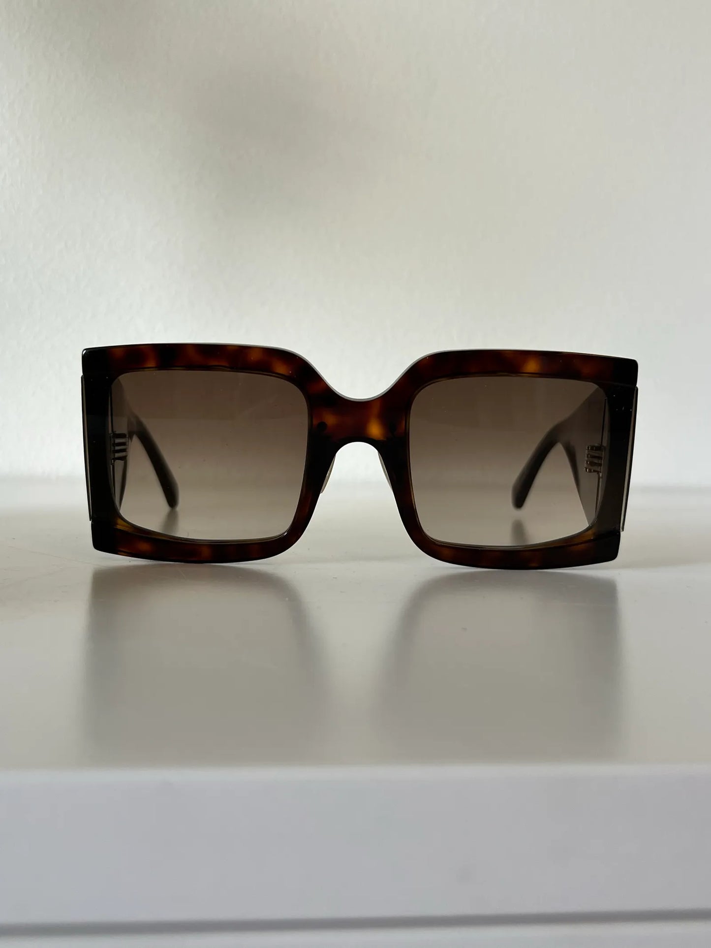 Céline Cl40084i 52f Sunglasses
