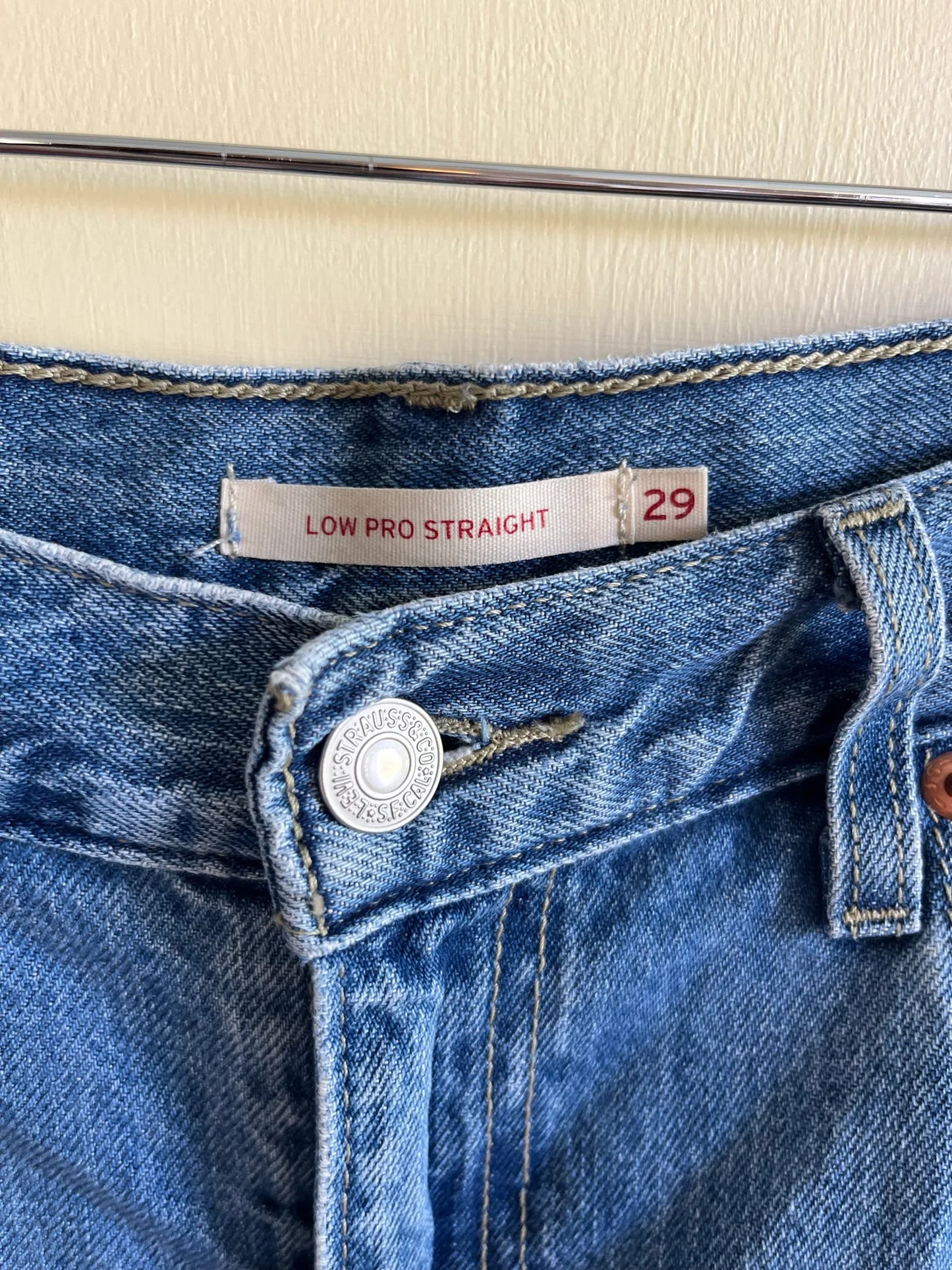 Levi's Low Pro Straight Jeans