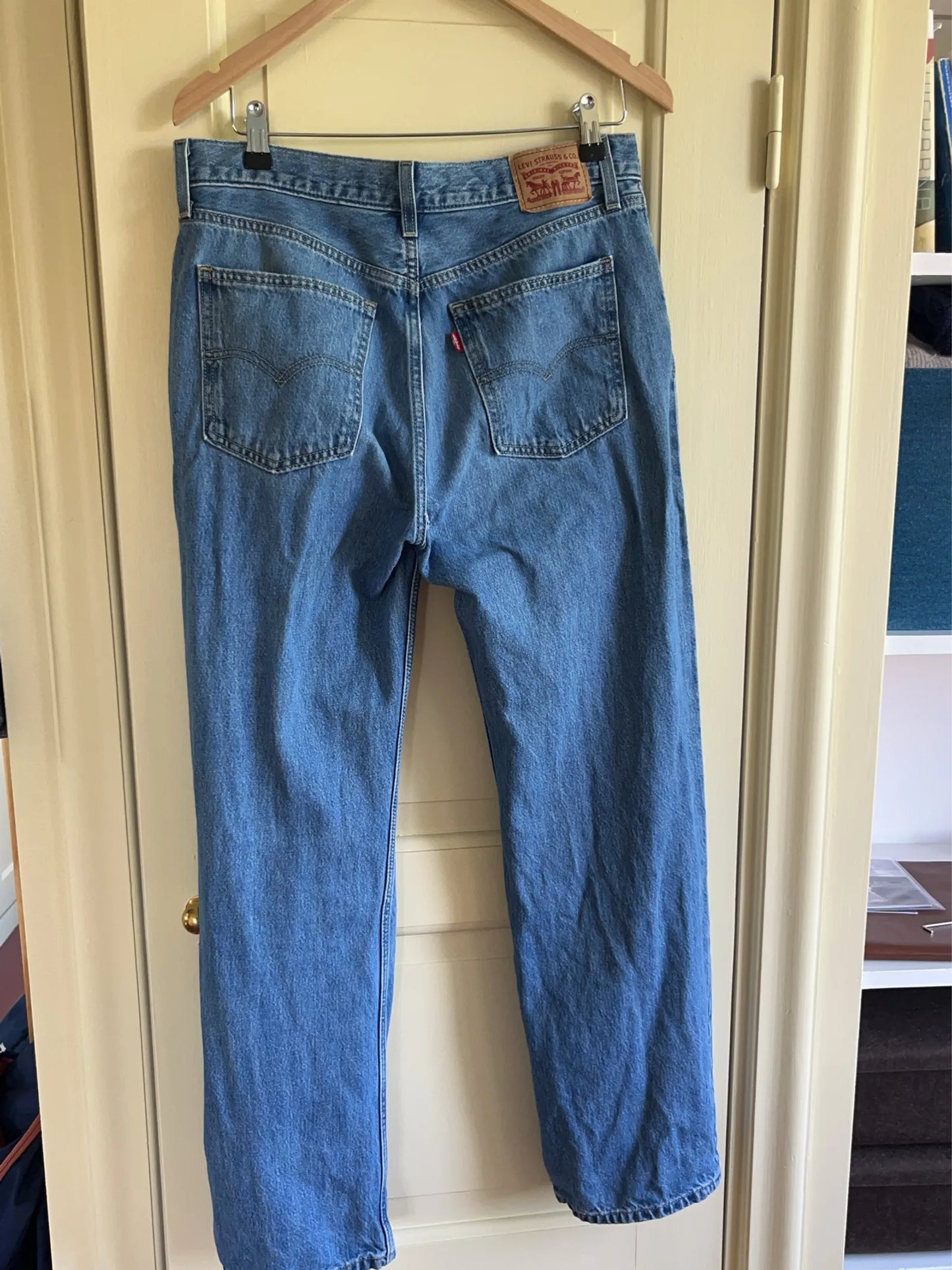 Levi's Low Pro Straight Jeans