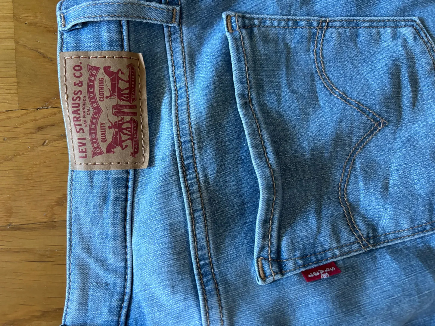 Levi's 314 Straight Jeans