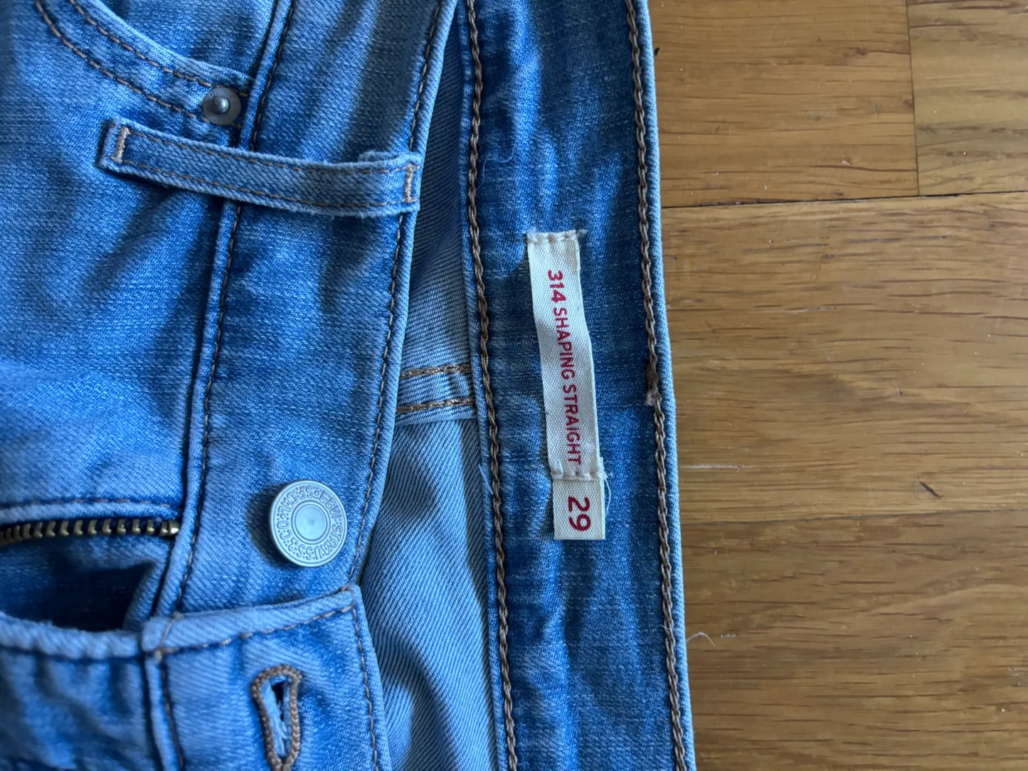 Levi's 314 Straight Jeans