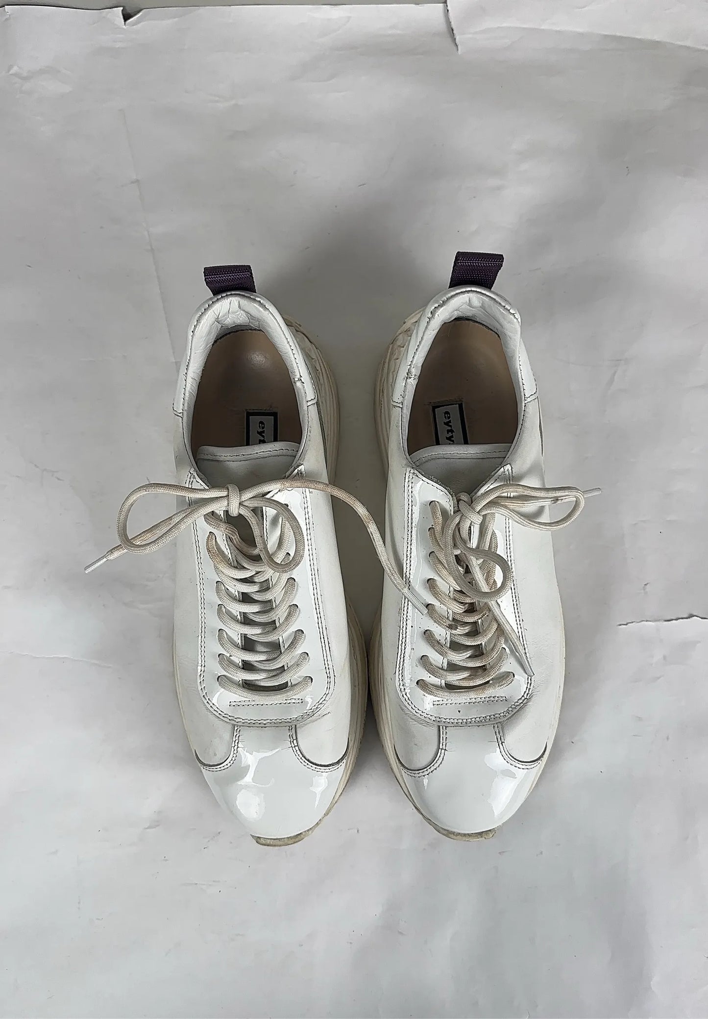 H&M X Collab-skinnsneakers